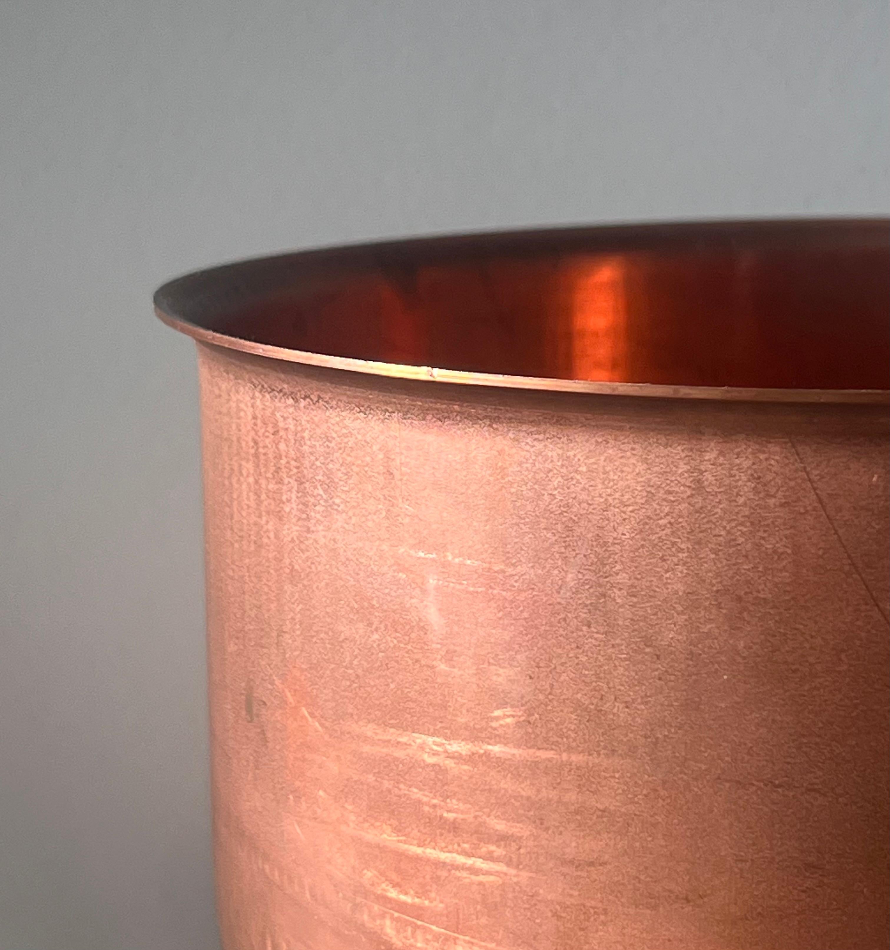 19th Century Antique French copper bowl, 19th century For Sale