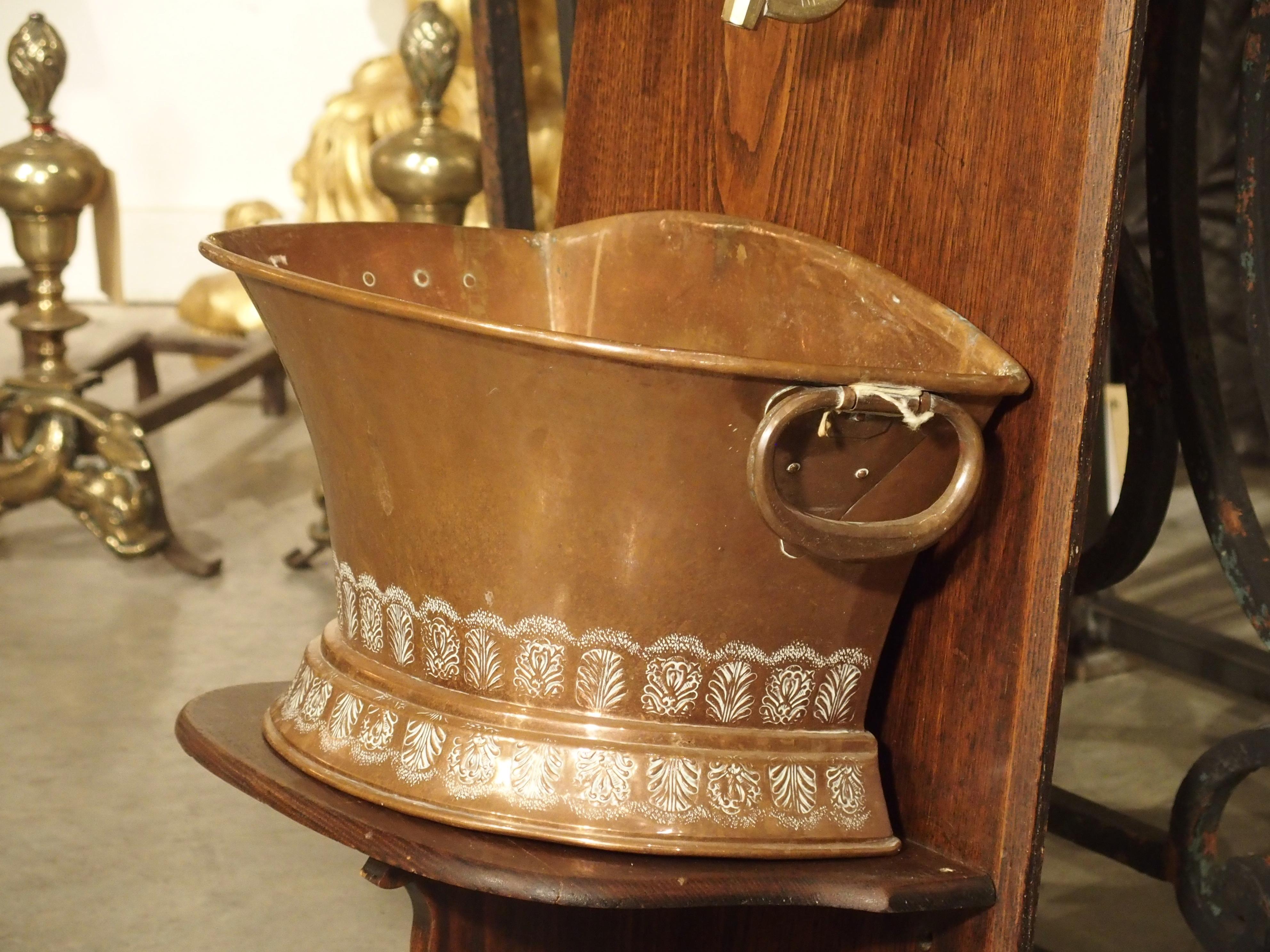 Antique French Copper Coat of Arms Lavabo and Basin on Wooden Wall Stand For Sale 9