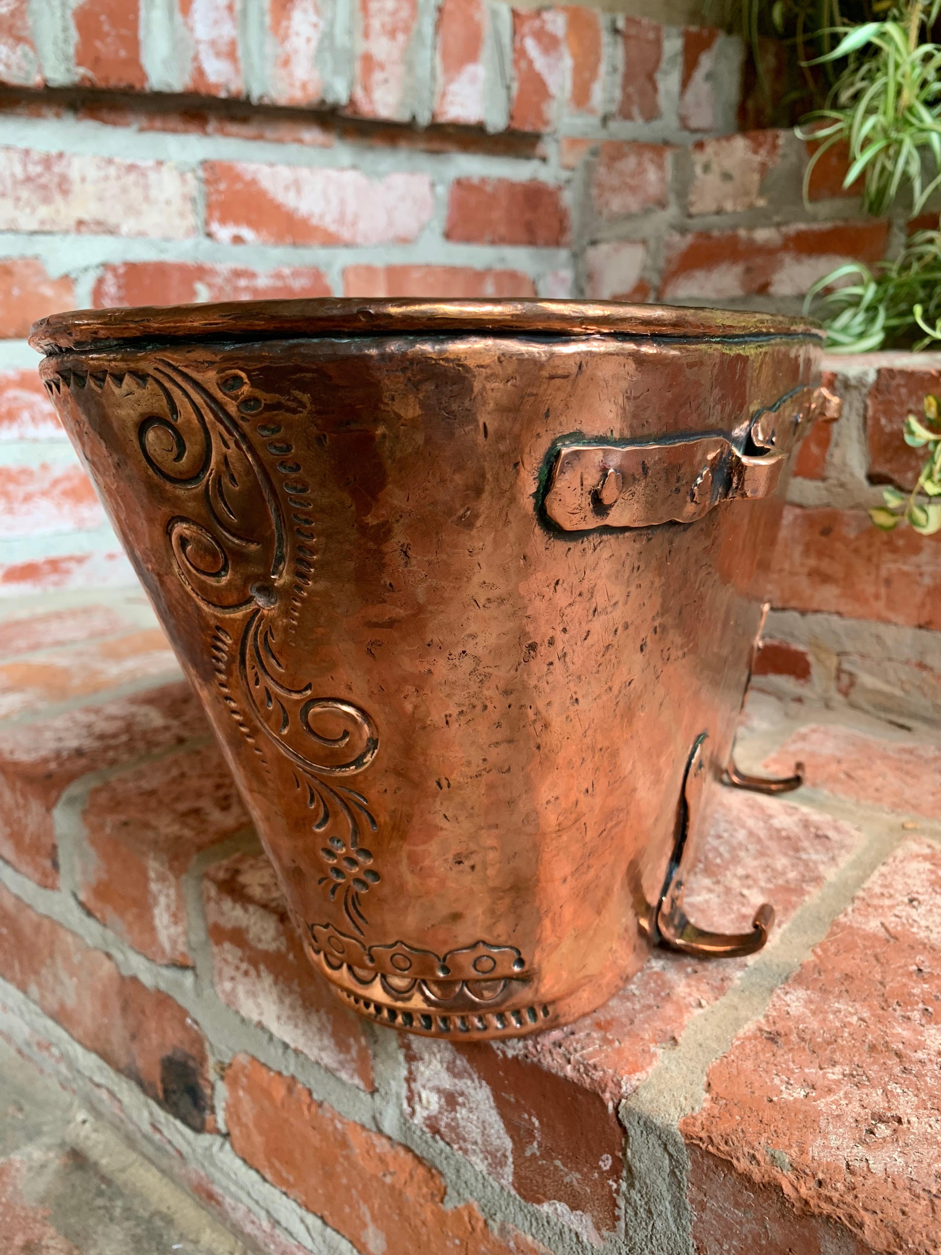 Antique French Copper Embossed Planter Jardinière Cachepot Oval Wine Bucket 12