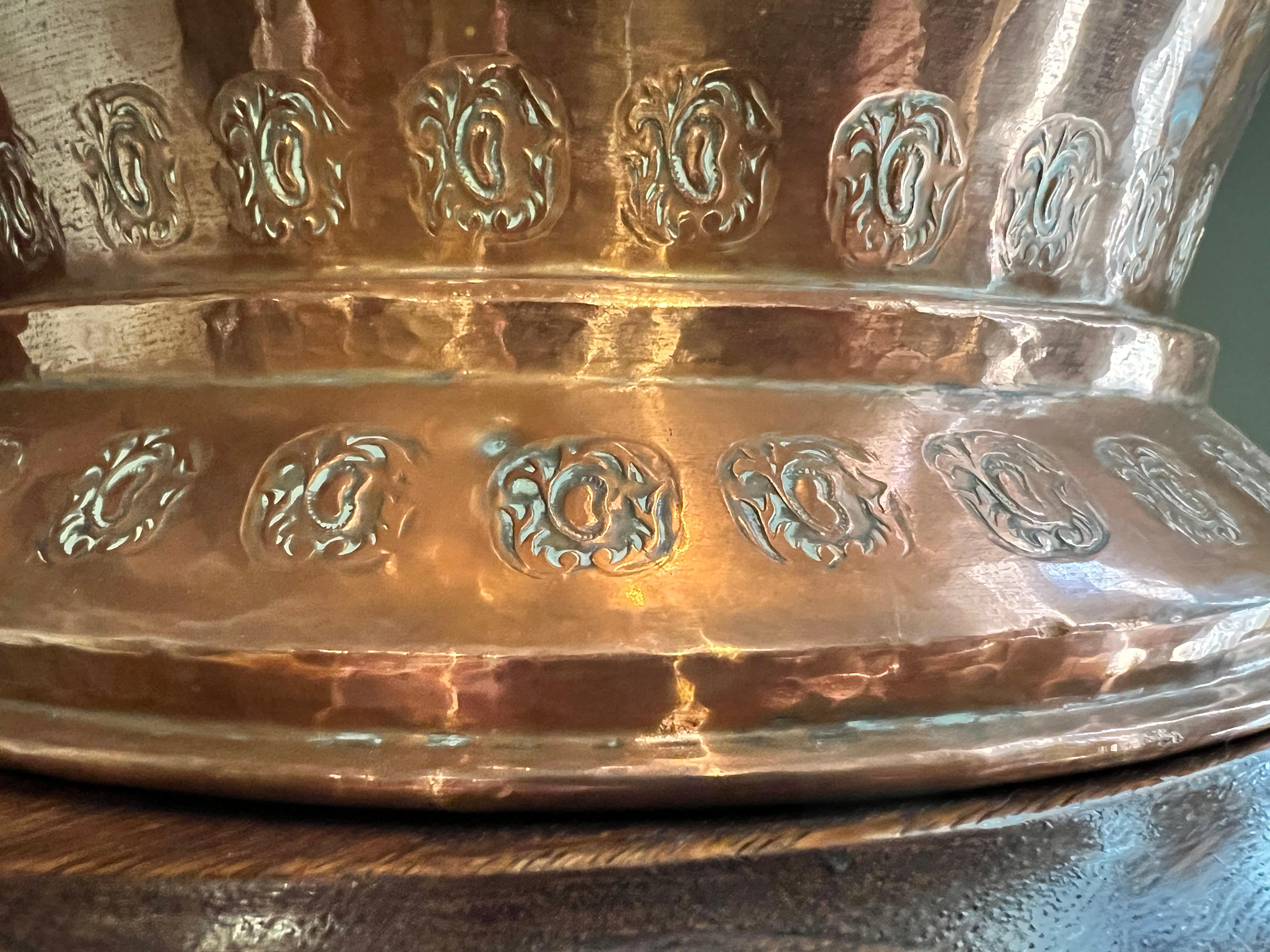 Antique French Copper Lavabo Oak Panel circa 1890 In Good Condition For Sale In New Orleans, LA