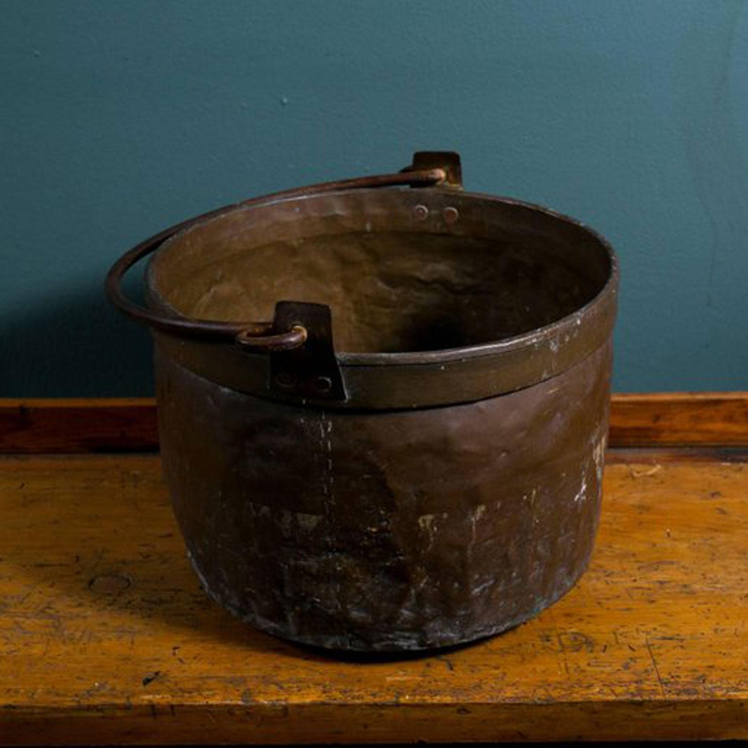 Belle Époque Antique French Copper Pot