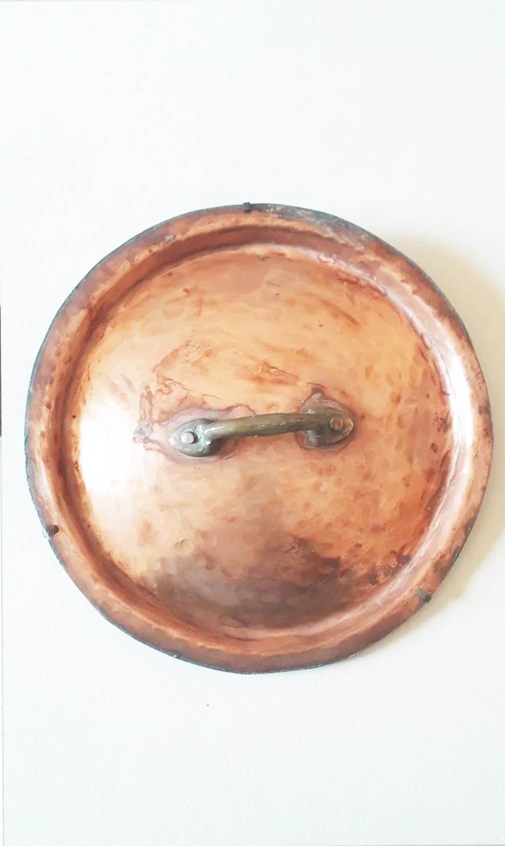 Antique French Copper Pot Lids to Decorate Your Kitchen Wall 19th Century Lot 4 In Good Condition For Sale In Mombuey, Zamora