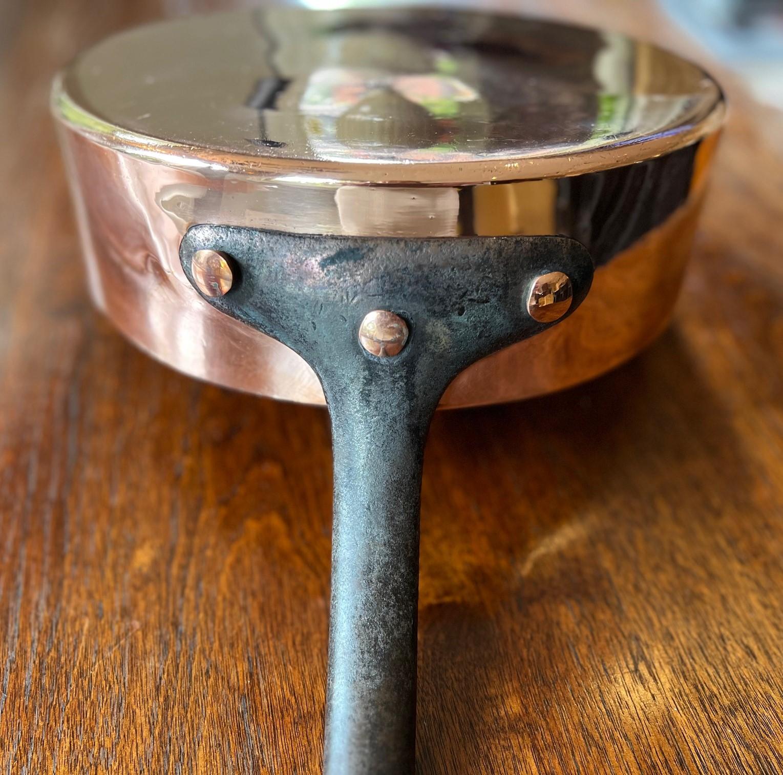 Antique French Copper Sauteuse - Retinned and Polished 4