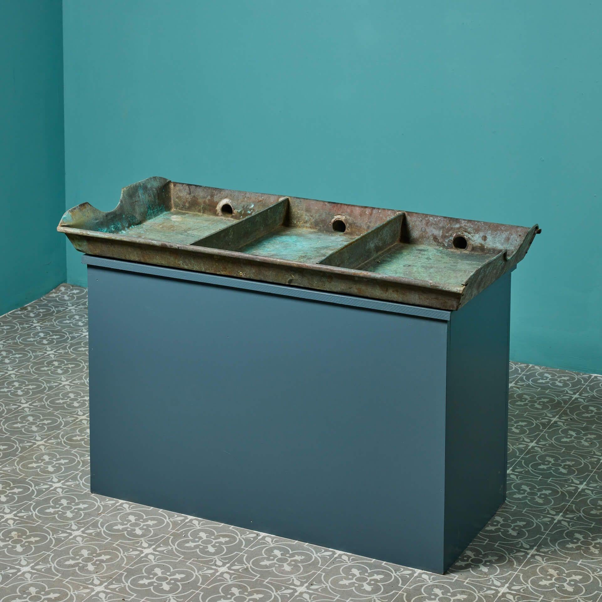 Metallo Antique French Copper Water Feature (elemento d'acqua in rame) in vendita
