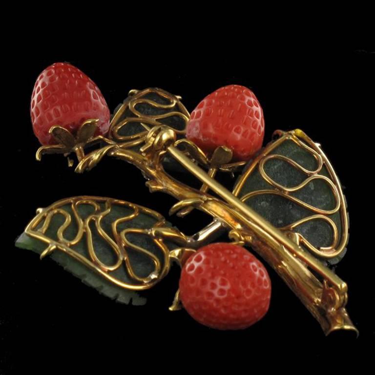 Antique French Coral Jade Diamond Gold Strawberry Branch Brooch For Sale 5