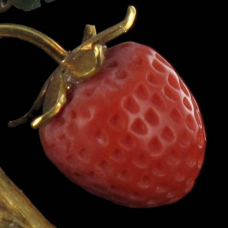 Antique French Coral Jade Diamond Gold Strawberry Branch Brooch For Sale 6