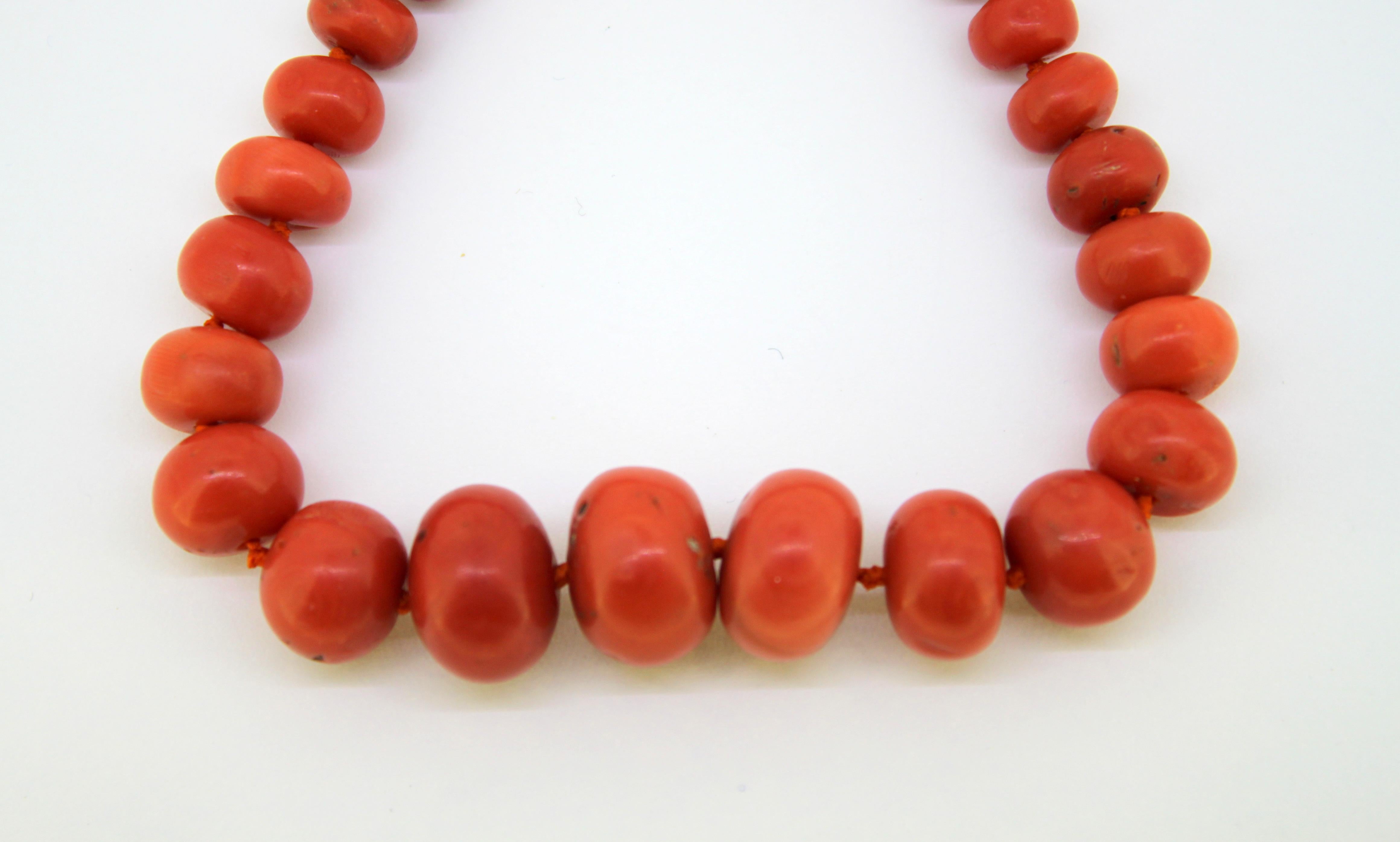 Women's Antique French Coral Necklace, circa 1900