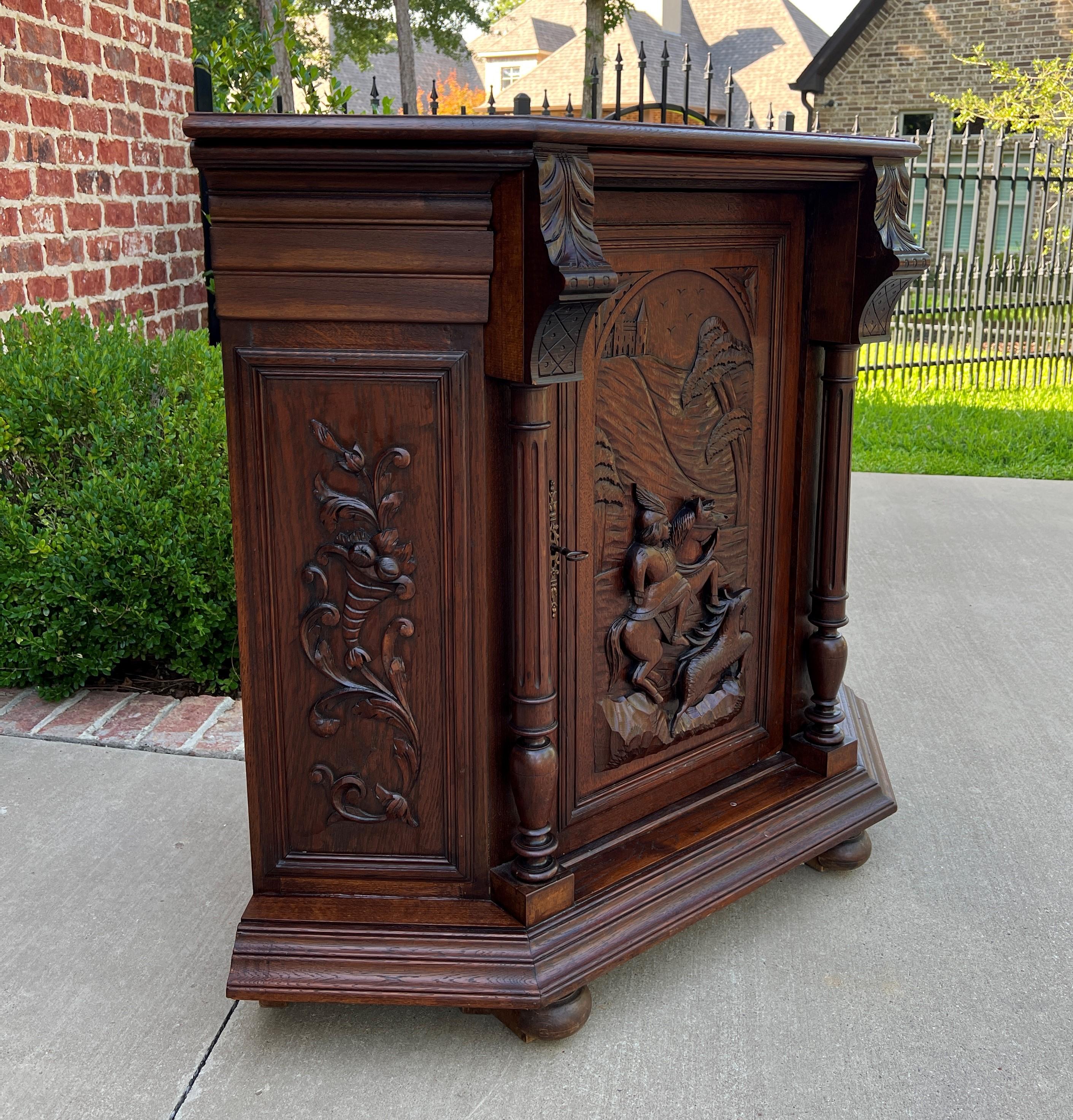 Antique French Corner Cabinet Cupboard Canted Corners Renaissance Oak 19th C In Good Condition In Tyler, TX