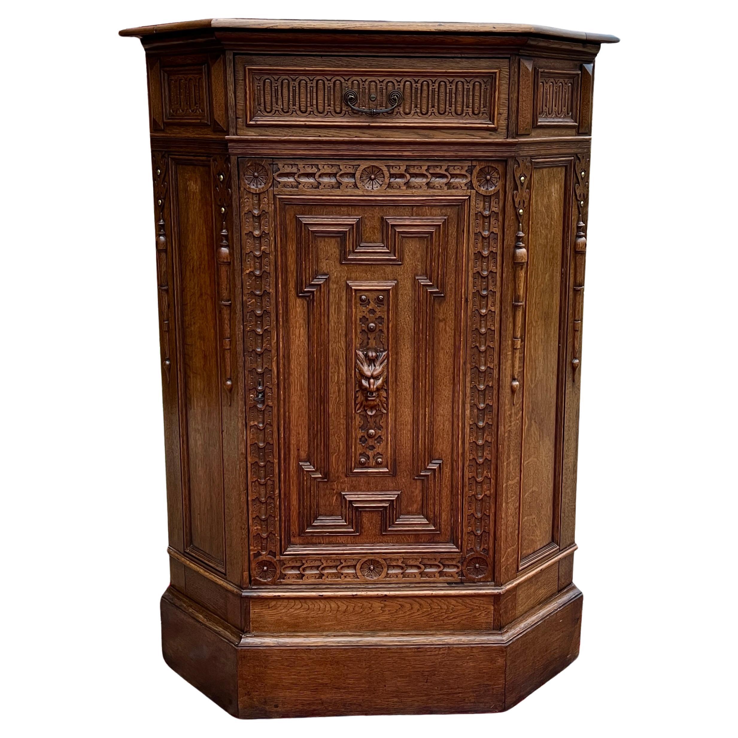 Antique French Corner Cabinet Armario con Cajón Llave Roble ALTO S. XIX en venta