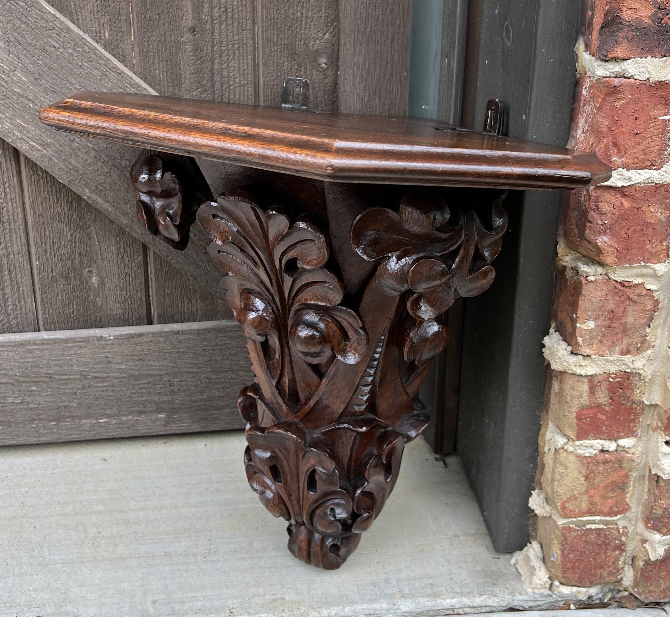 Antique French Corner Corbel Wall Shelf Hanging Wall Decor Carved Oak, 19th C For Sale 9