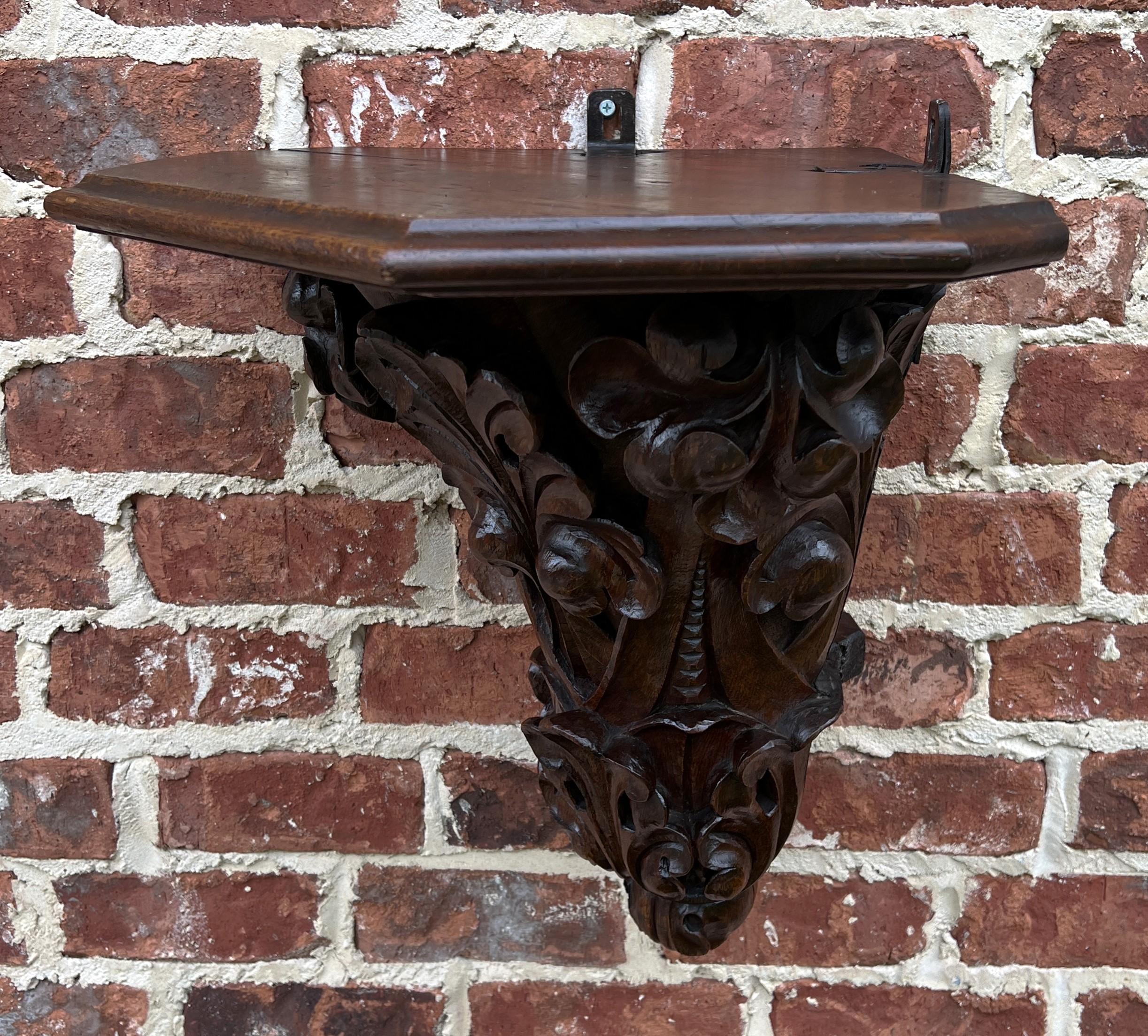 19th Century Antique French Corner Corbel Wall Shelf Hanging Wall Decor Carved Oak, 19th C For Sale