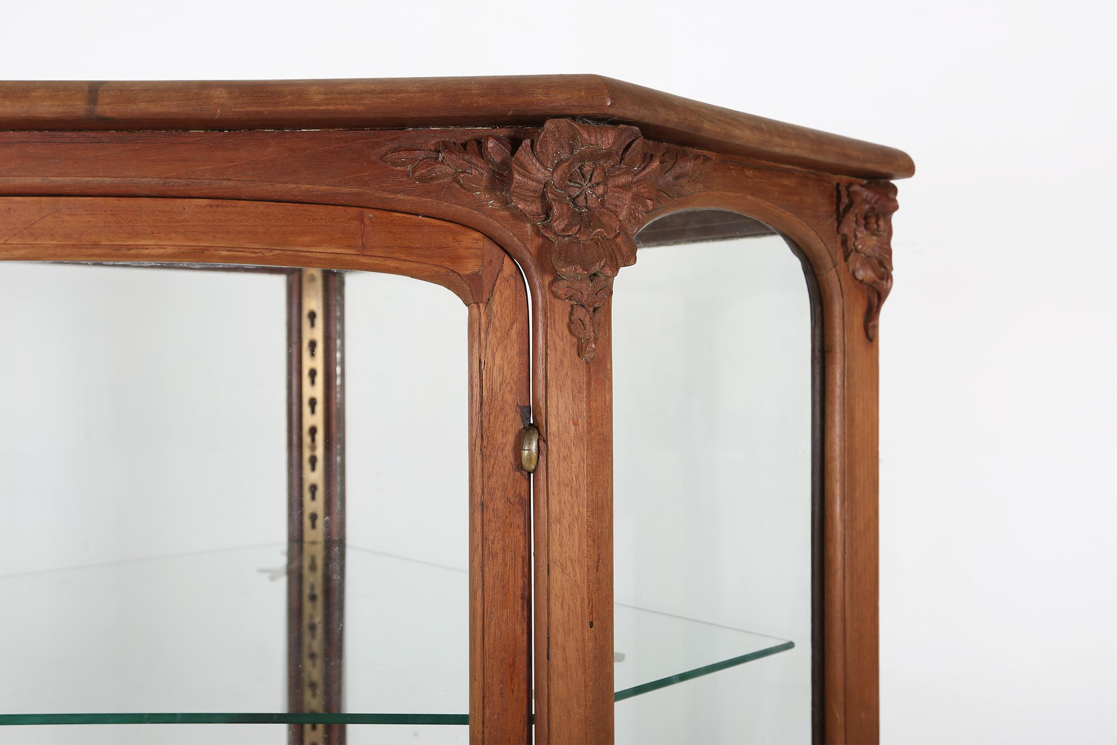 Antique French counter display case in oak, ca. 1900 1