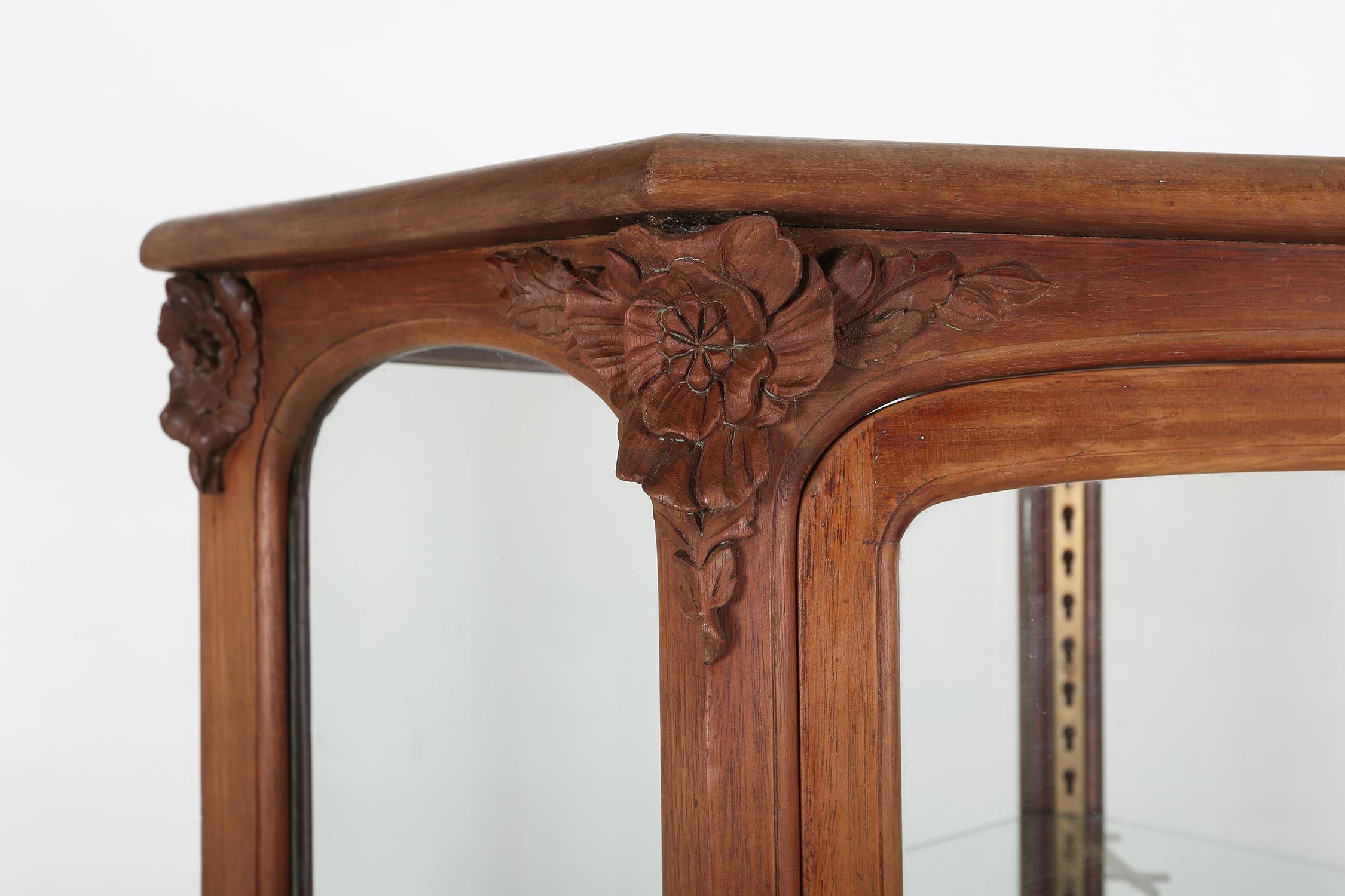 Antique French counter display case in oak, ca. 1900 2