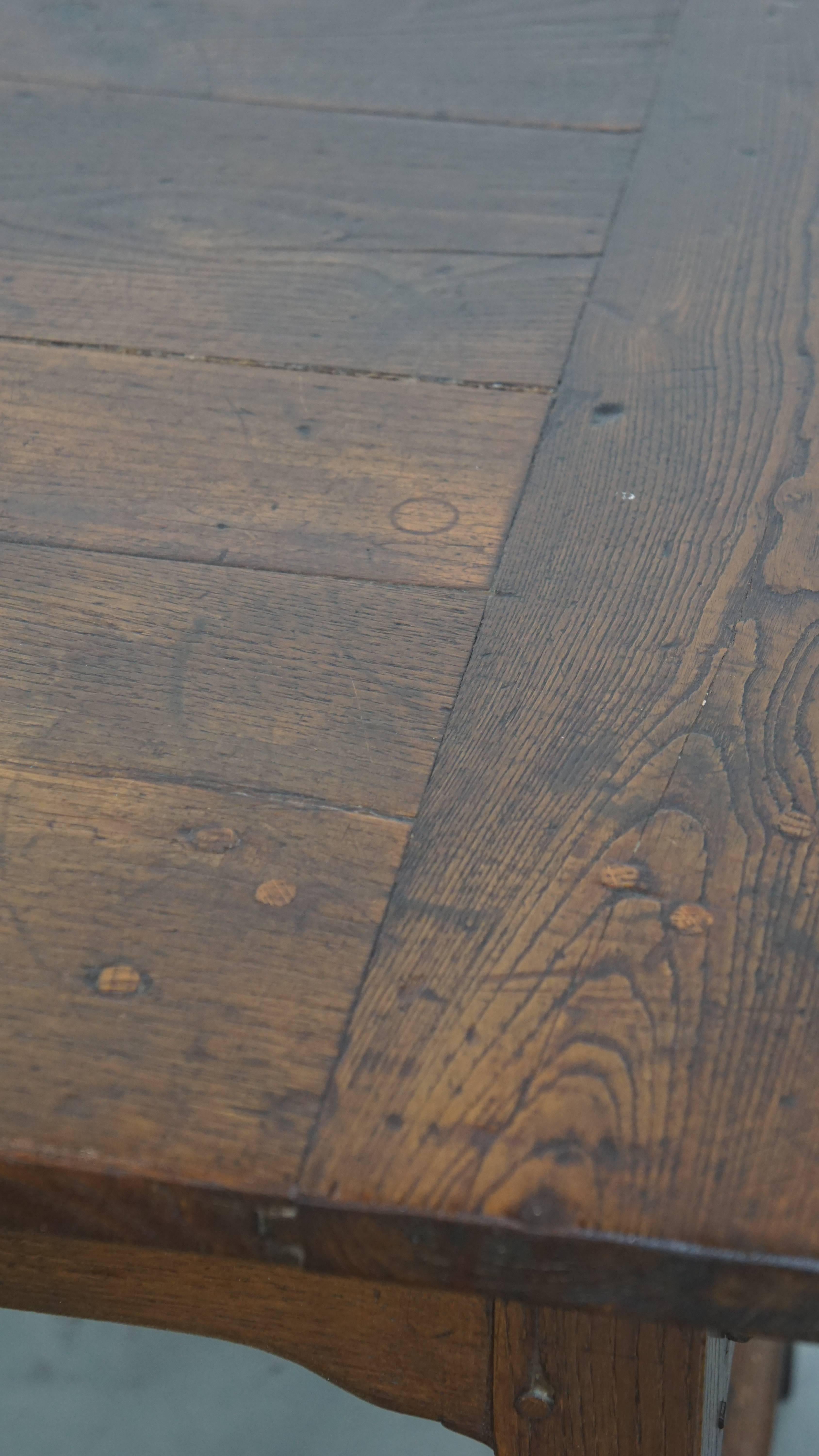 Table de salle à manger en châtaignier, Antique French Country, début du 19ème siècle en vente 2