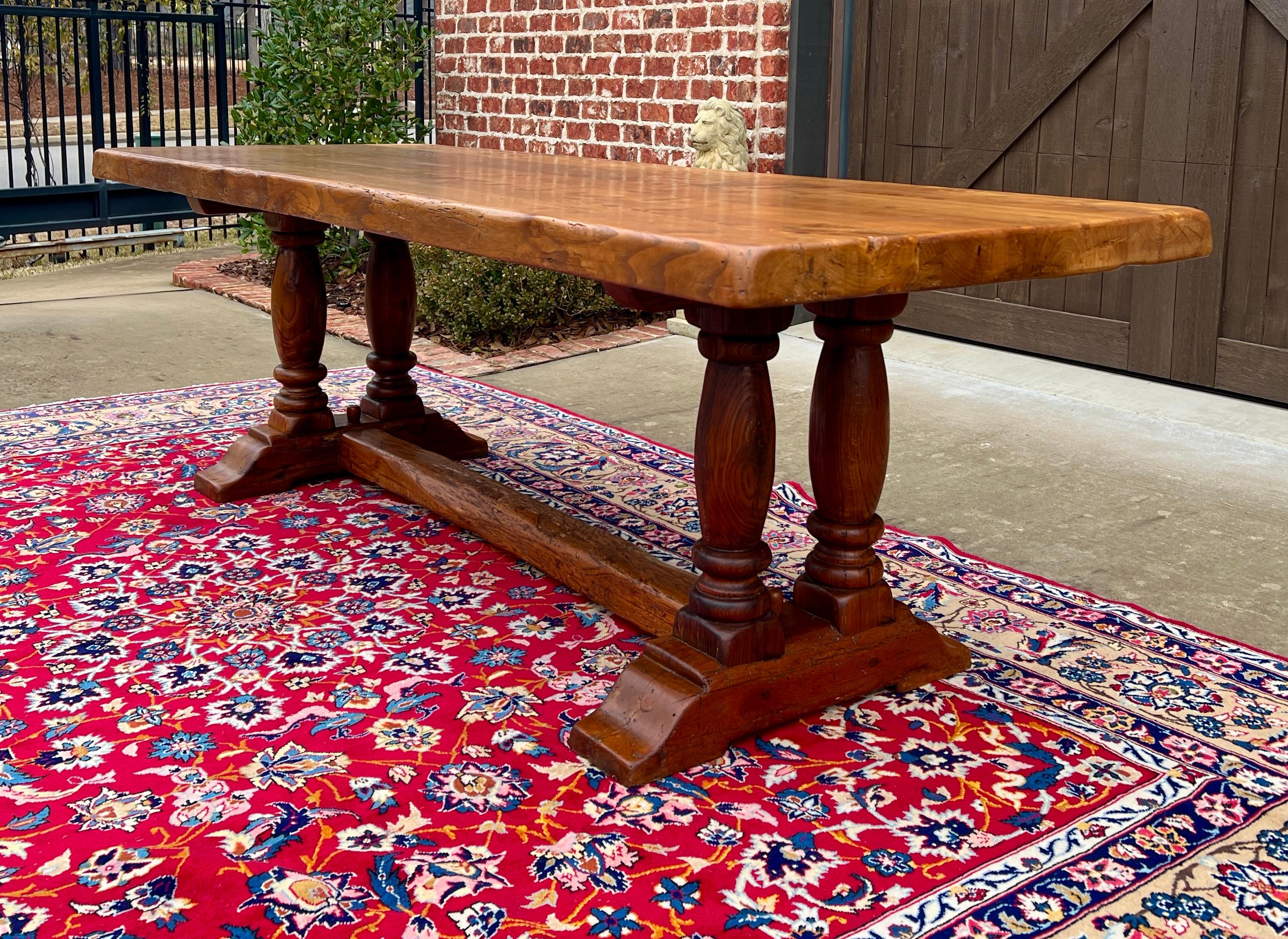 Ancienne table à manger de ferme française en chêne à double balustre, vers 1900-20 Bon état - En vente à Tyler, TX