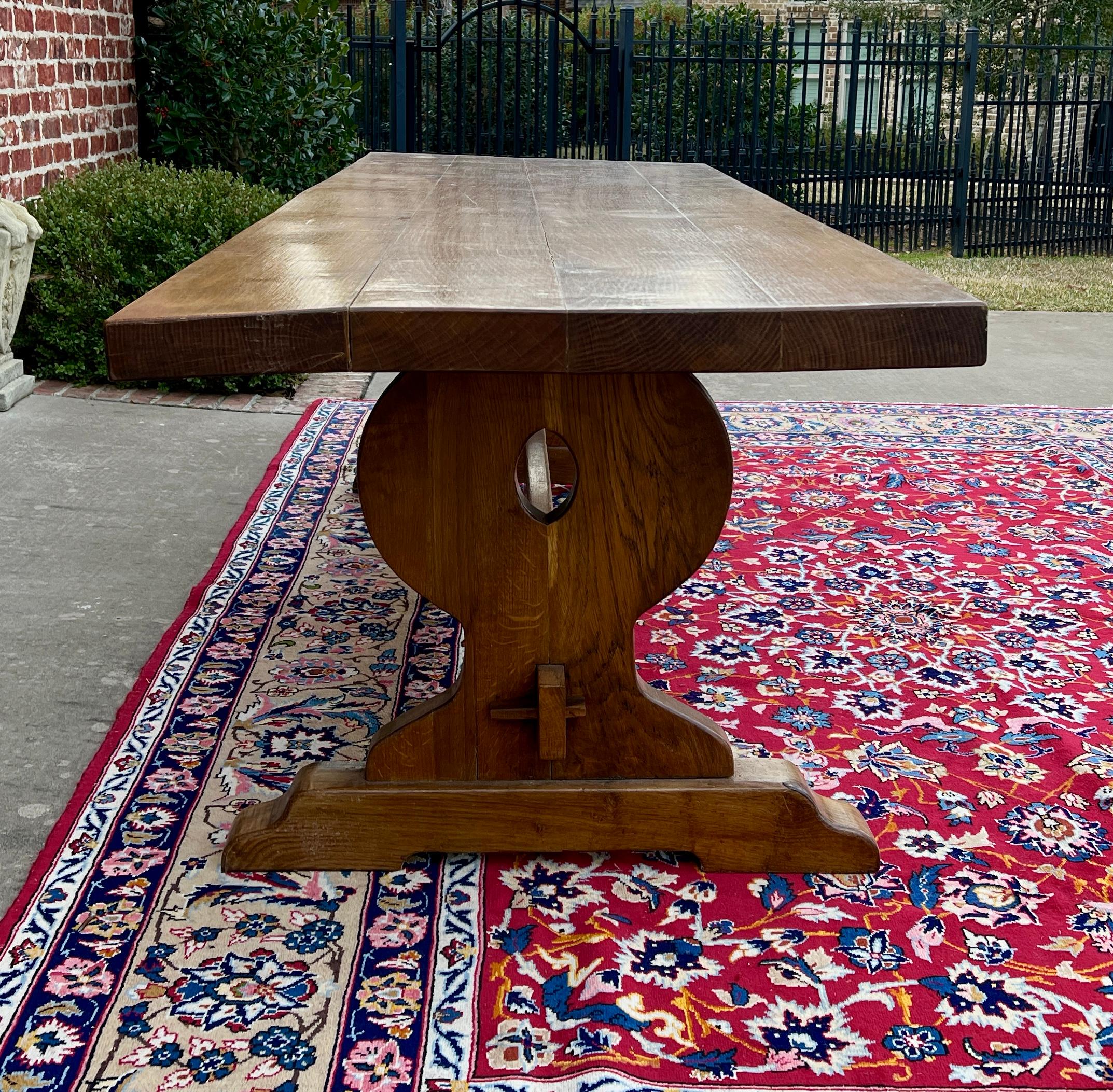 Francese Antique French Country Farm Dining Table Farmhouse Trestle Base Honey Oak c.1920 in vendita