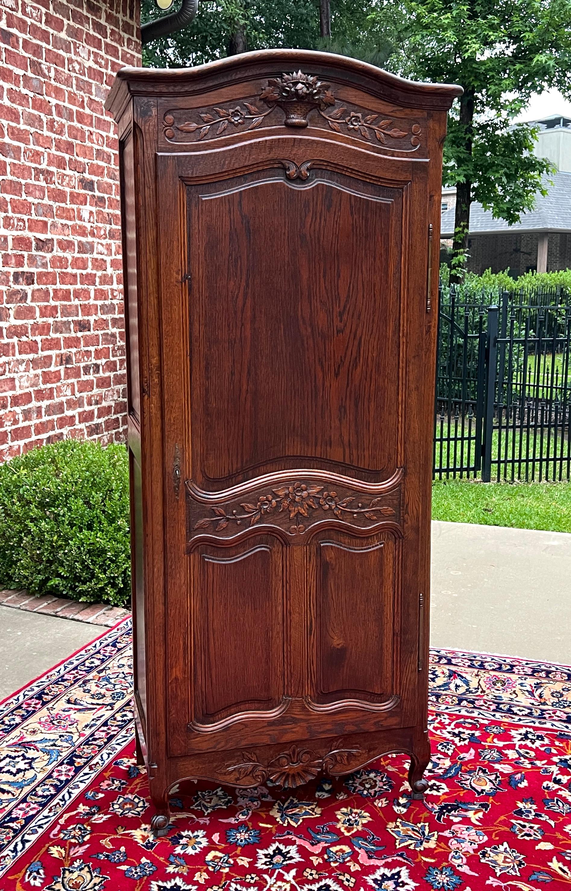 Antique French Country Louis XV Armoire Wardrobe Cabinet Linen Closet Oak 1930s 7