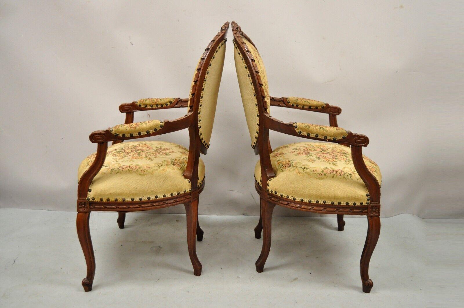 Antique French Country Louis XV Victorian Floral Tapestry Arm Chairs, a Pair In Good Condition For Sale In Philadelphia, PA