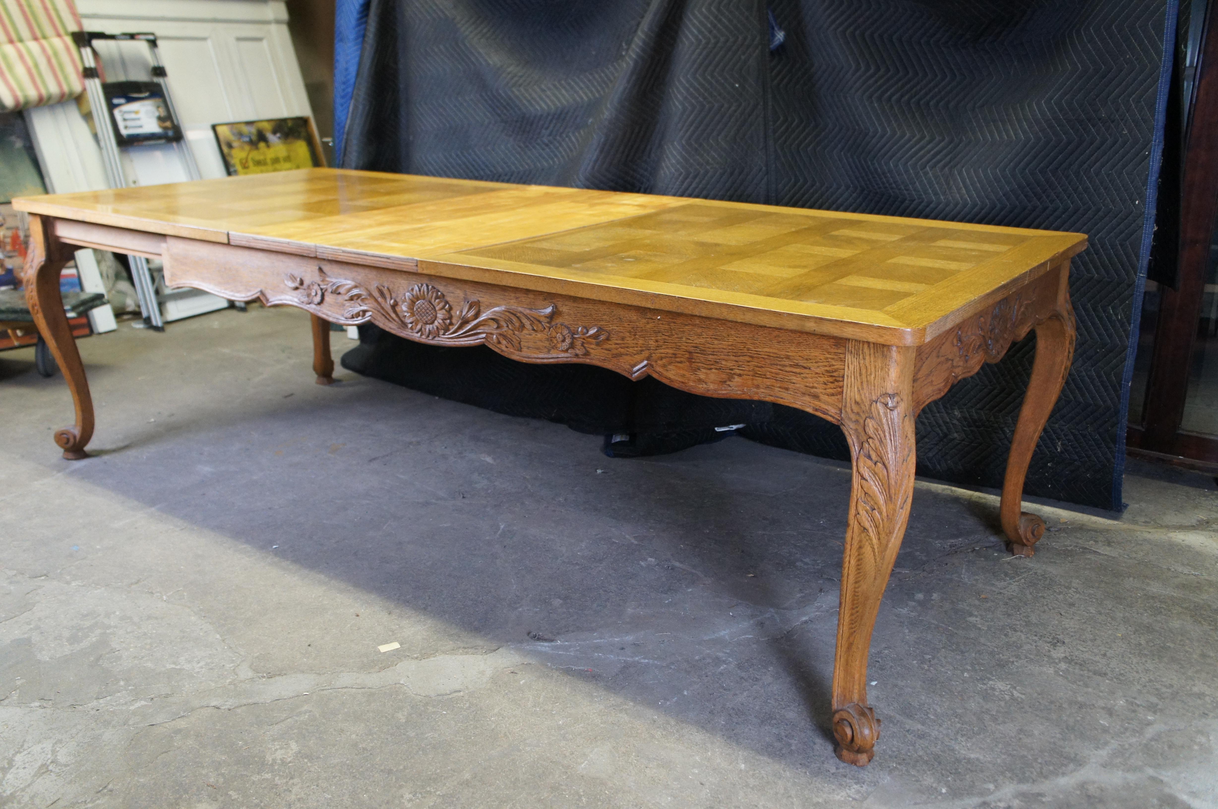 Antique French Country Oak Extendable Carved Floral Acanthus Dining Table For Sale 6