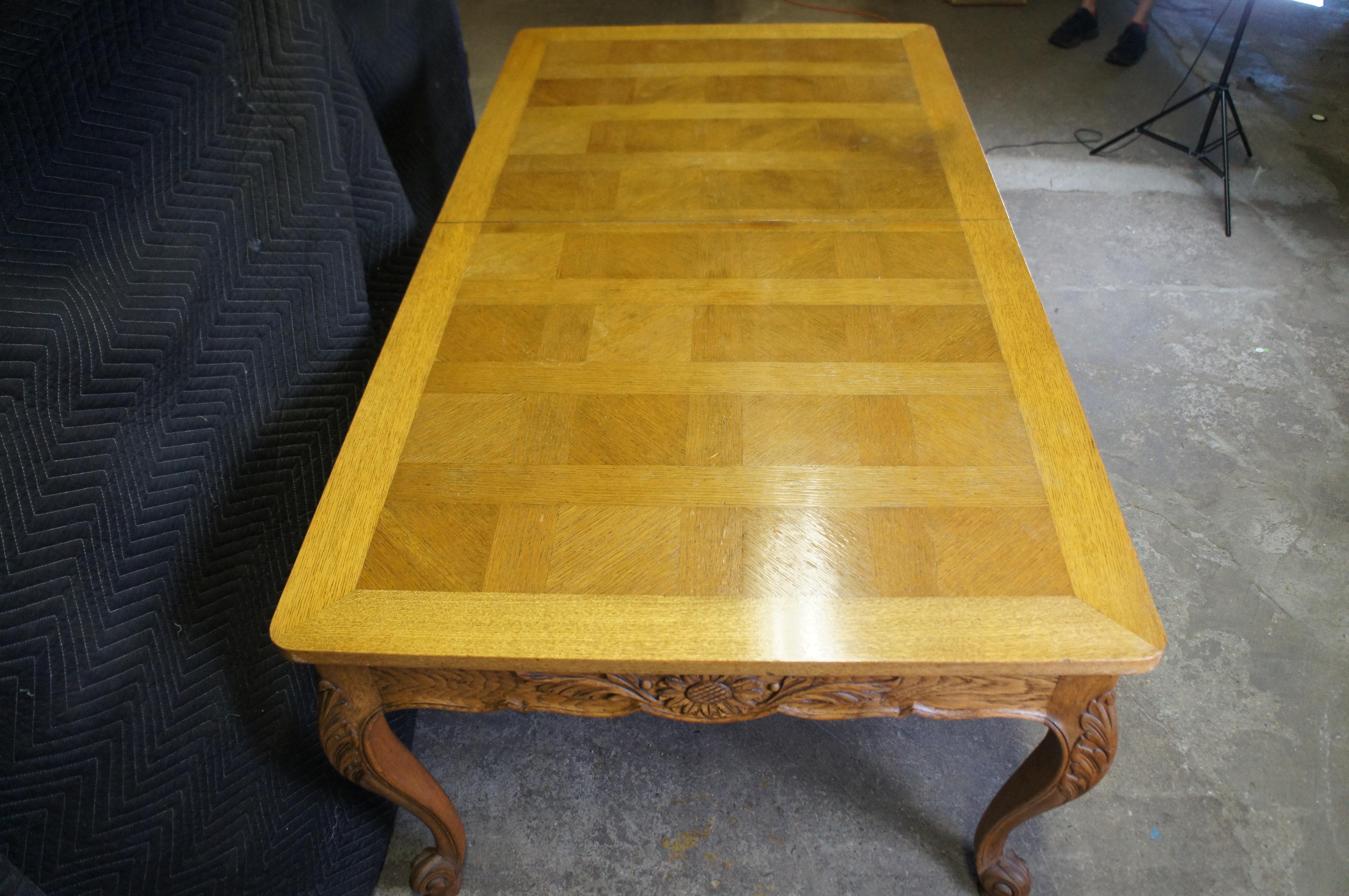 Antique French Country Oak Extendable Carved Floral Acanthus Dining Table For Sale 3