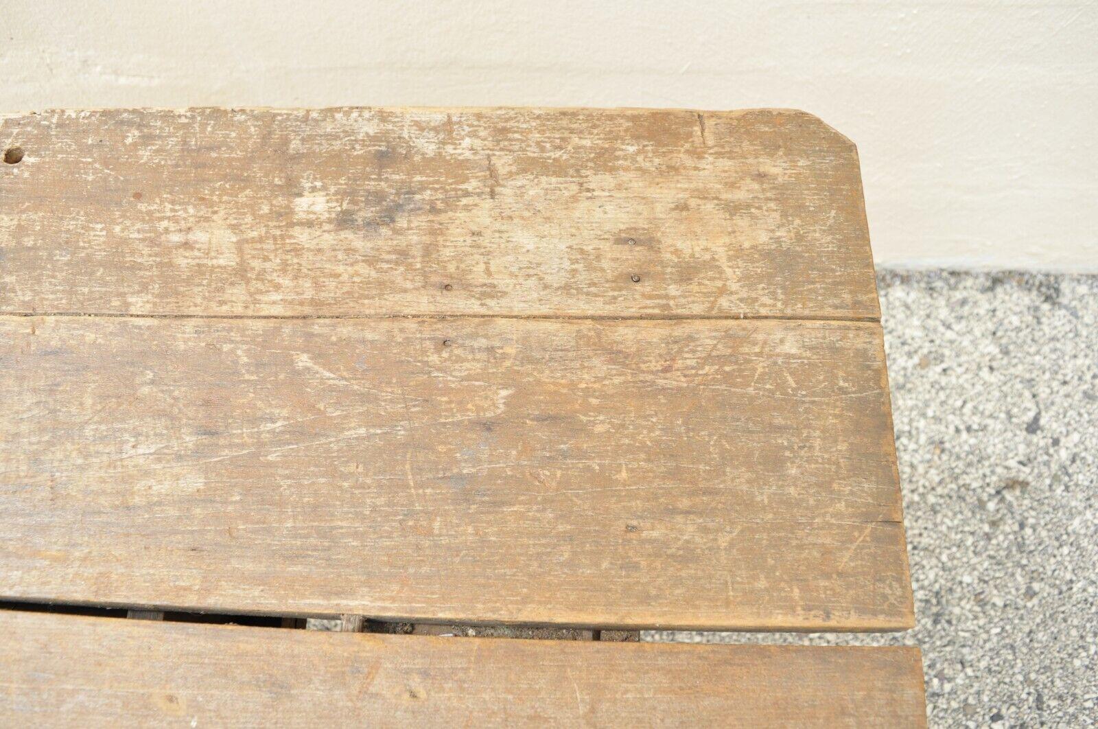 Legno Antique French Country Rustic Black Distress Painted 1 Drawer Breakfast Table in vendita