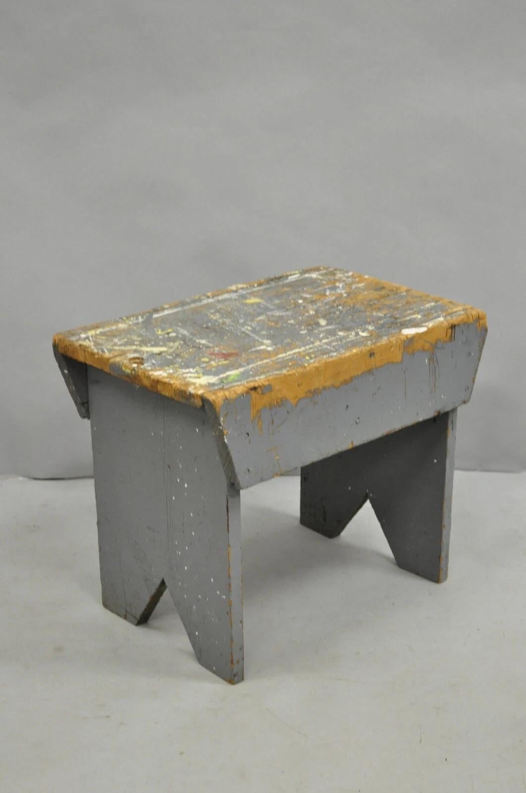 Antique French Country Primitive Gray Painted Paint Splattered Work Bench Stool For Sale 4