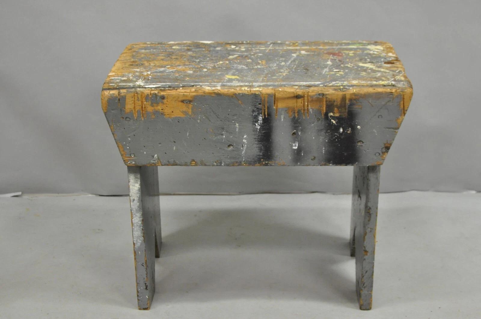 Antique French Country Primitive Gray Painted Paint Splattered Work Bench Stool. Circa Early 20th Century. Measurements: 17