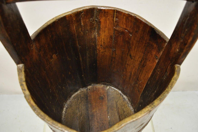 Antique French Country Primitive Large Wooden Water Well Bucket Pail with Handle For Sale 3