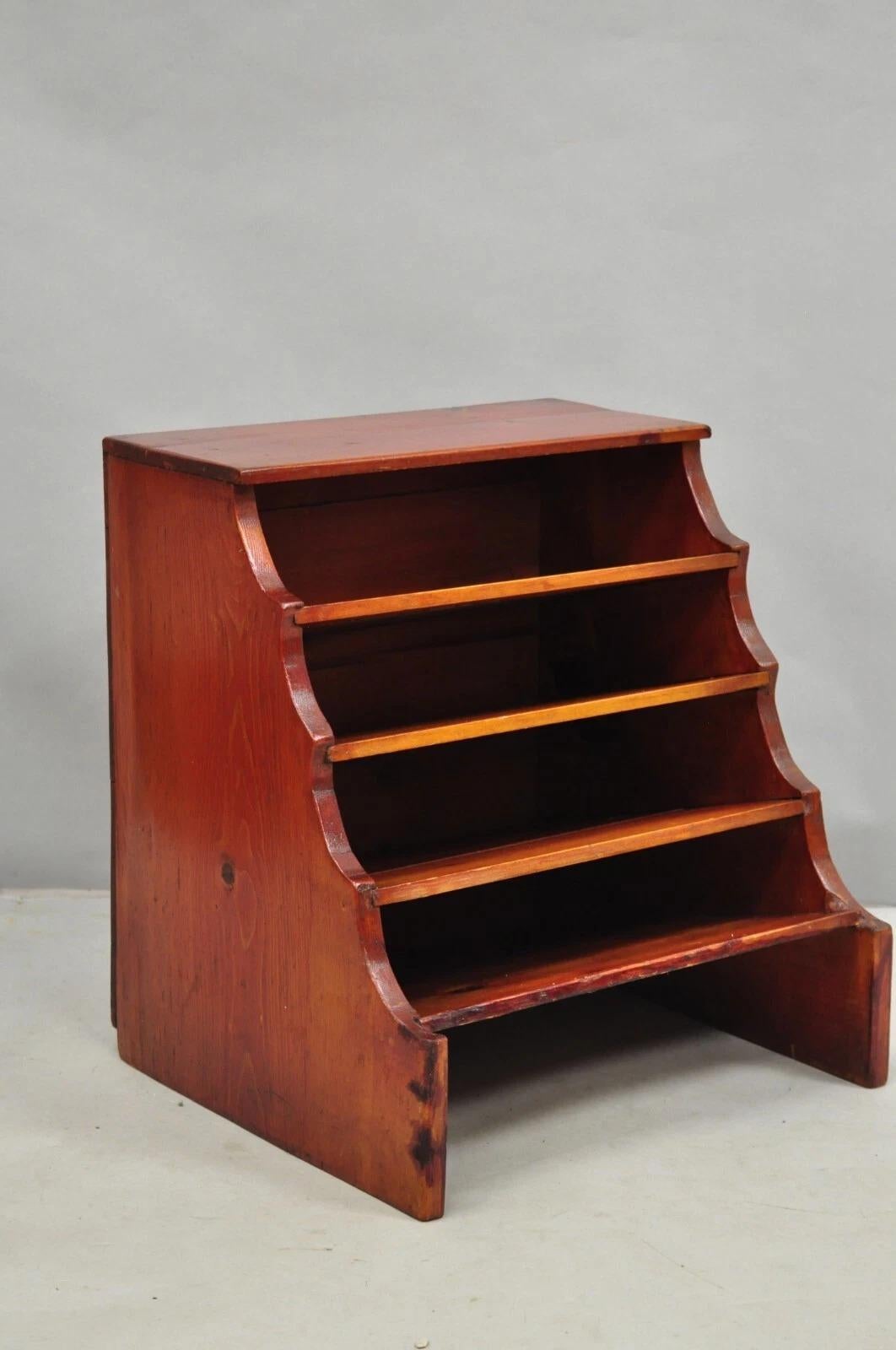 Antique French Country Primitive Pine Wood Farmhouse Magazine Rack Book Stand in vendita 4