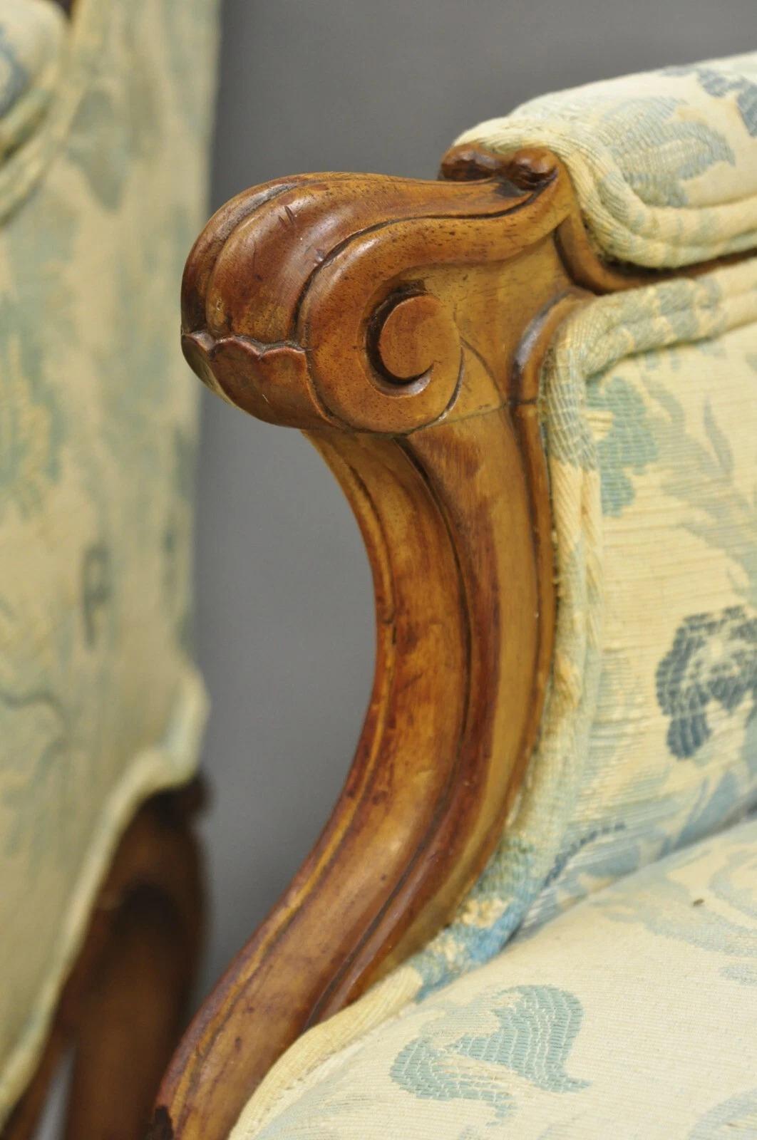 Antique French Country Provincial Walnut Carved Wingback Lounge Chairs Pair en vente 1