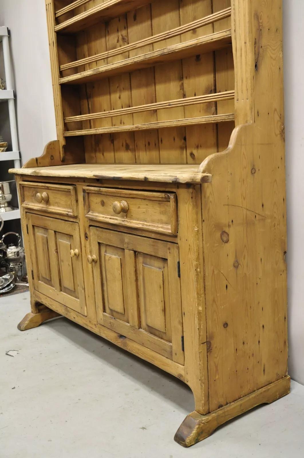 Antike Französisch Land Provincial Kiefer Holz Schritt zurück Schrank China Cabinet 1