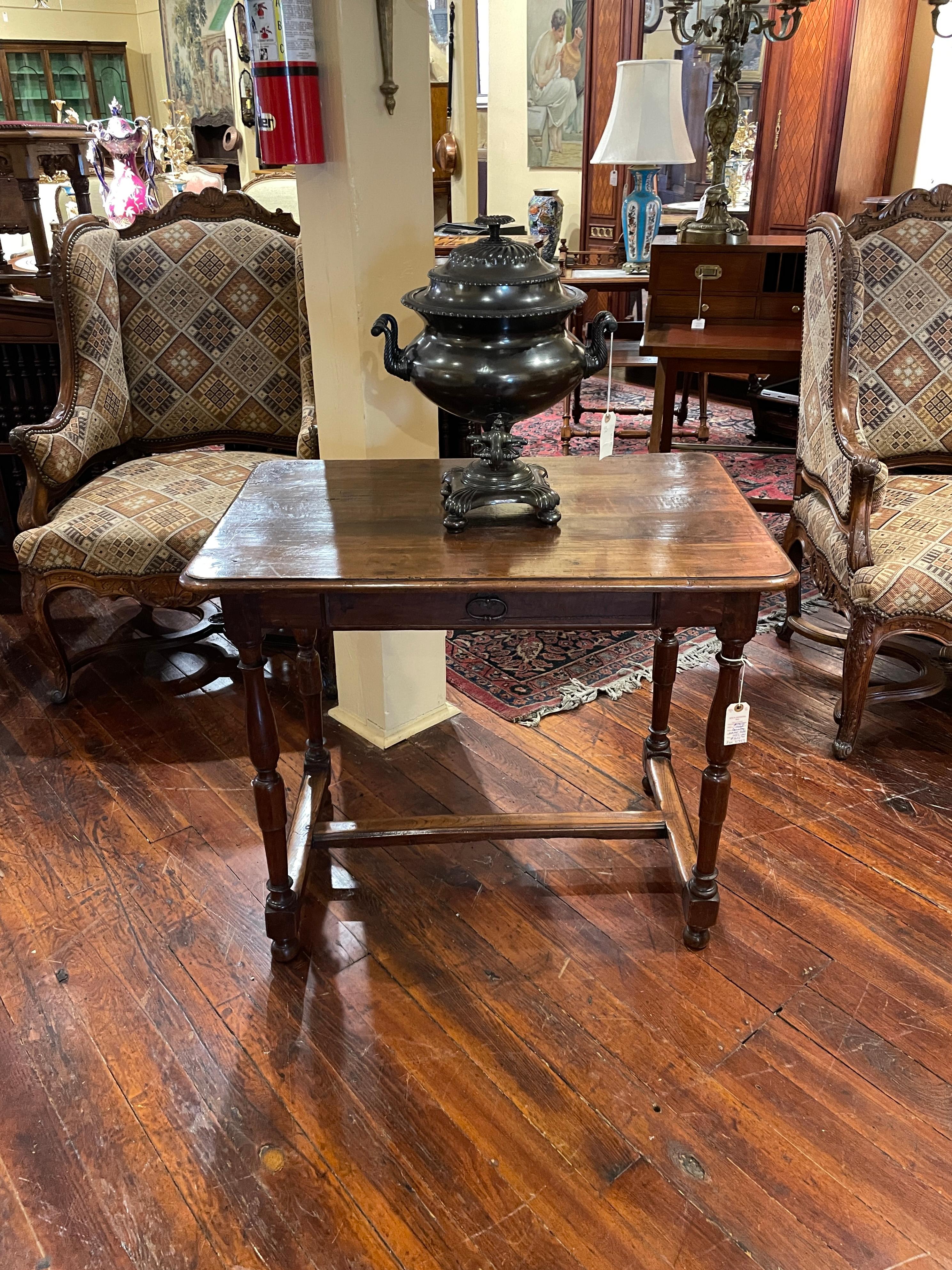 Antique French Country Walnut Table, circa 1890s-1900s For Sale 1