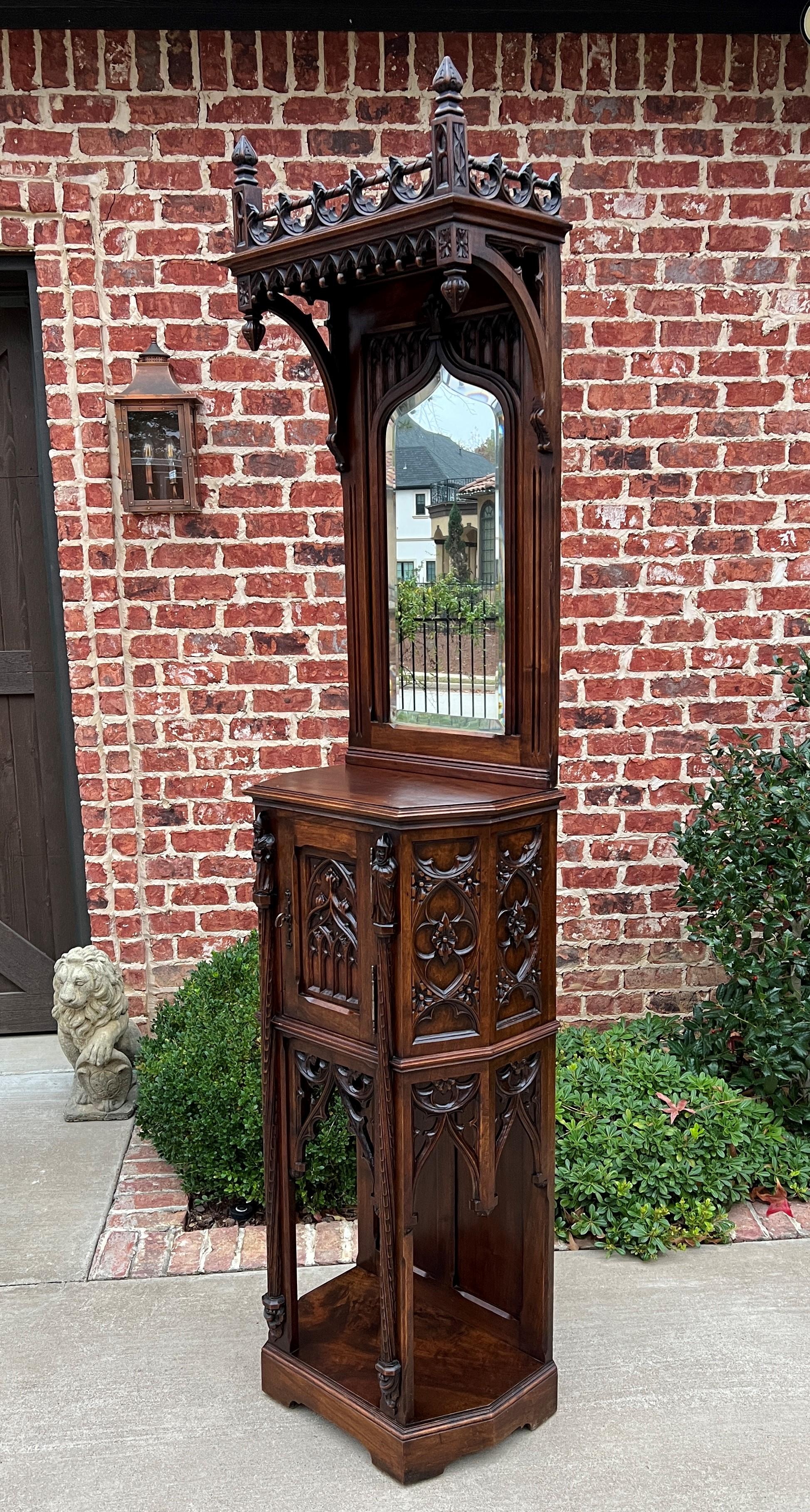 credence cabinet