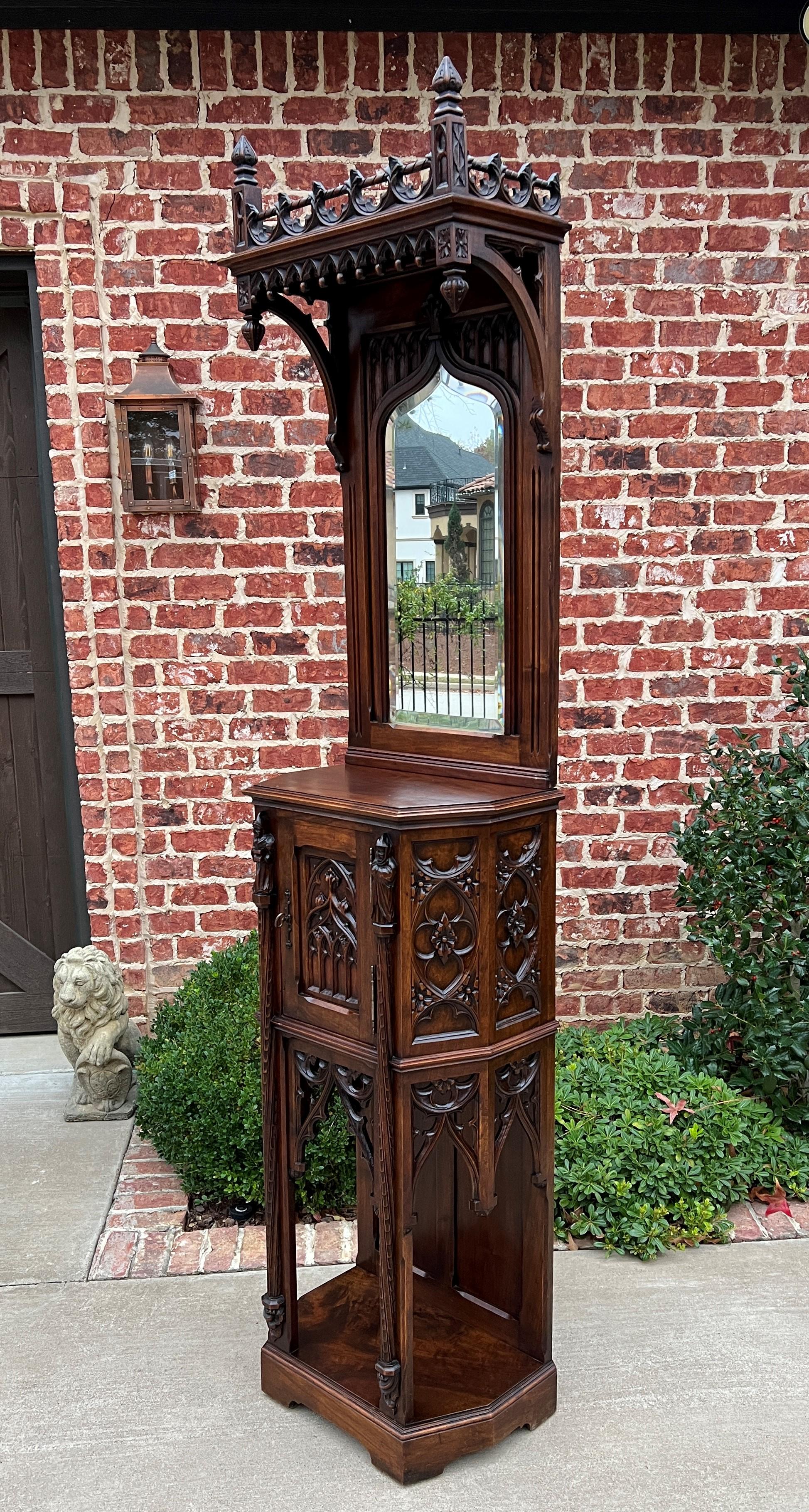 Antique French Credence Cupboard Cabinet Gothic Revival Mirrored Hall Entry 19C In Good Condition For Sale In Tyler, TX