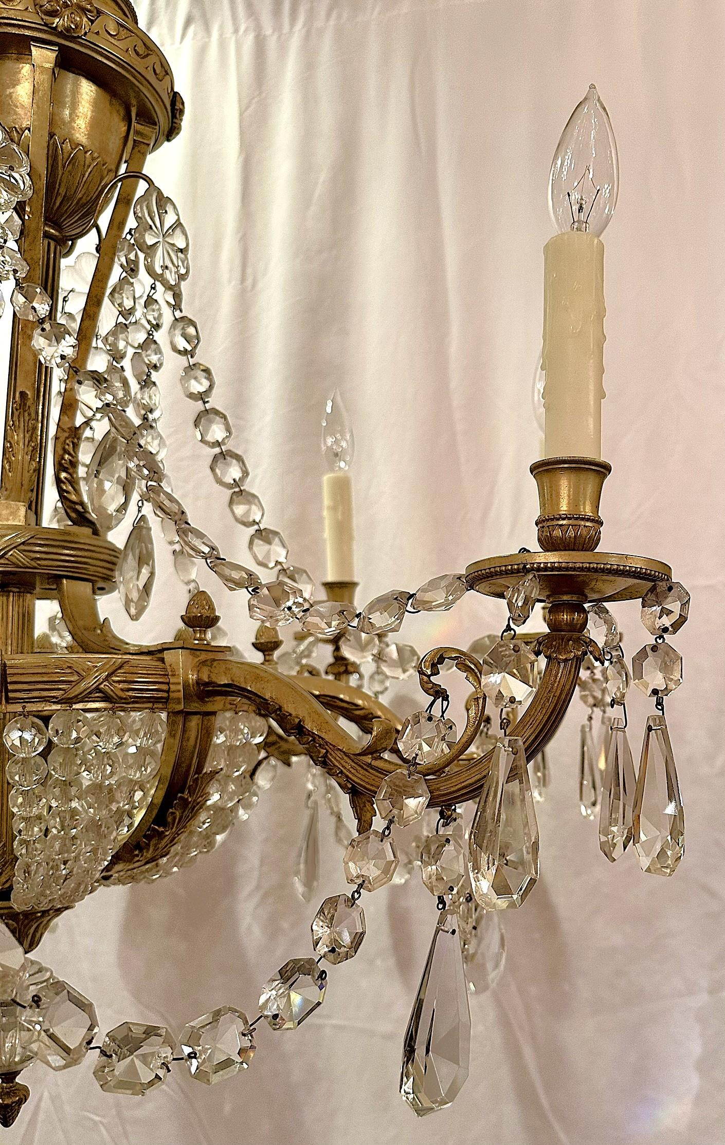 Antico lampadario francese in cristallo e bronzo D. A., circa 1890. In condizioni buone in vendita a New Orleans, LA