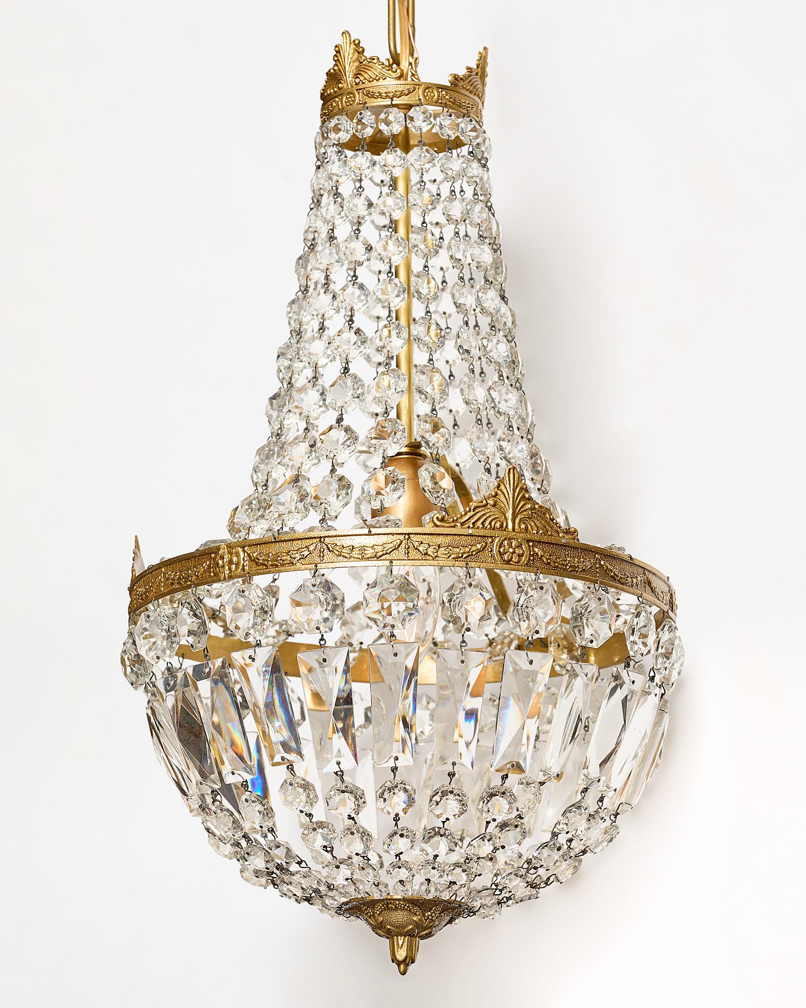Antique French Crystal Chandelier In Good Condition For Sale In Austin, TX