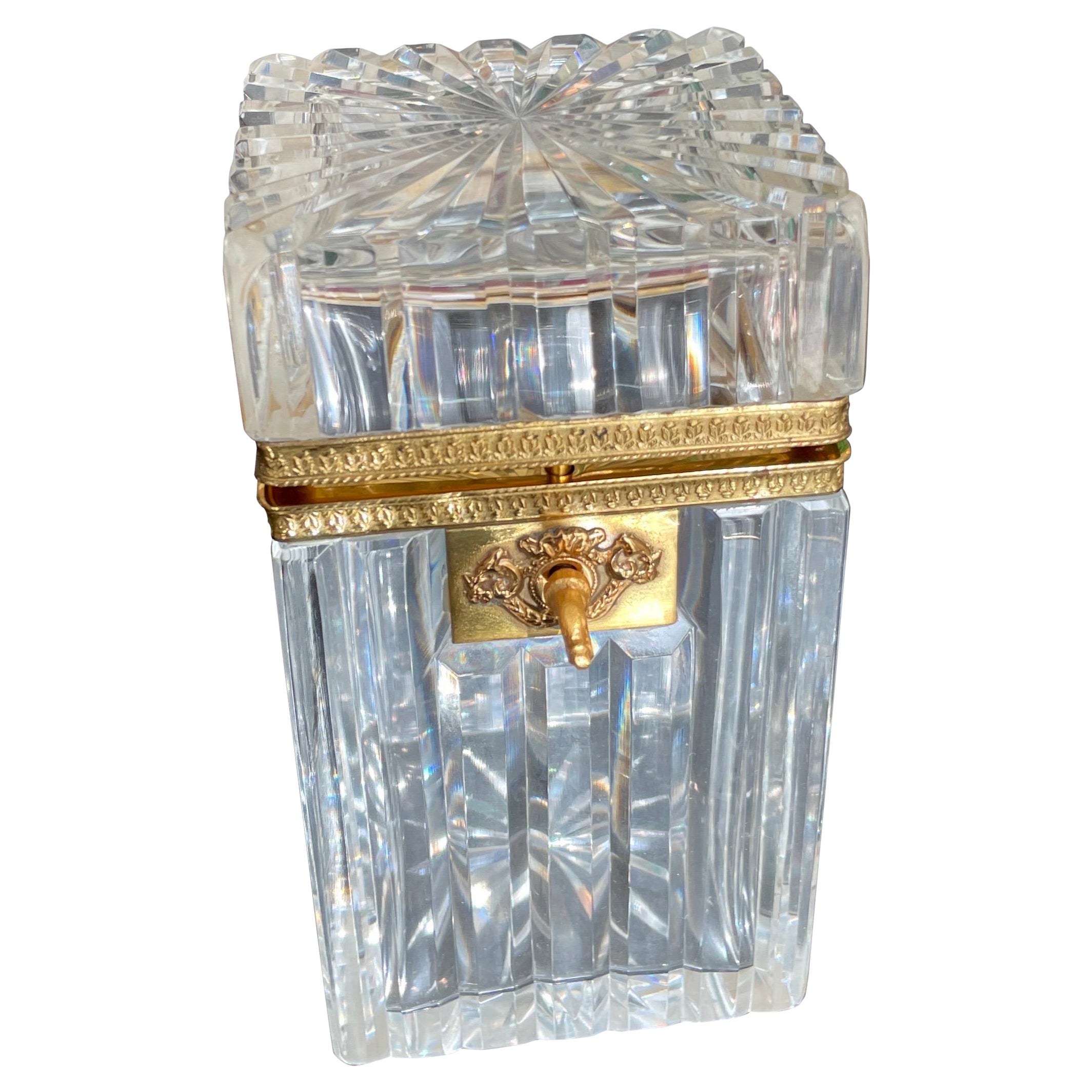 Grand coffret de rangement en cristal et bronze doré Antique French