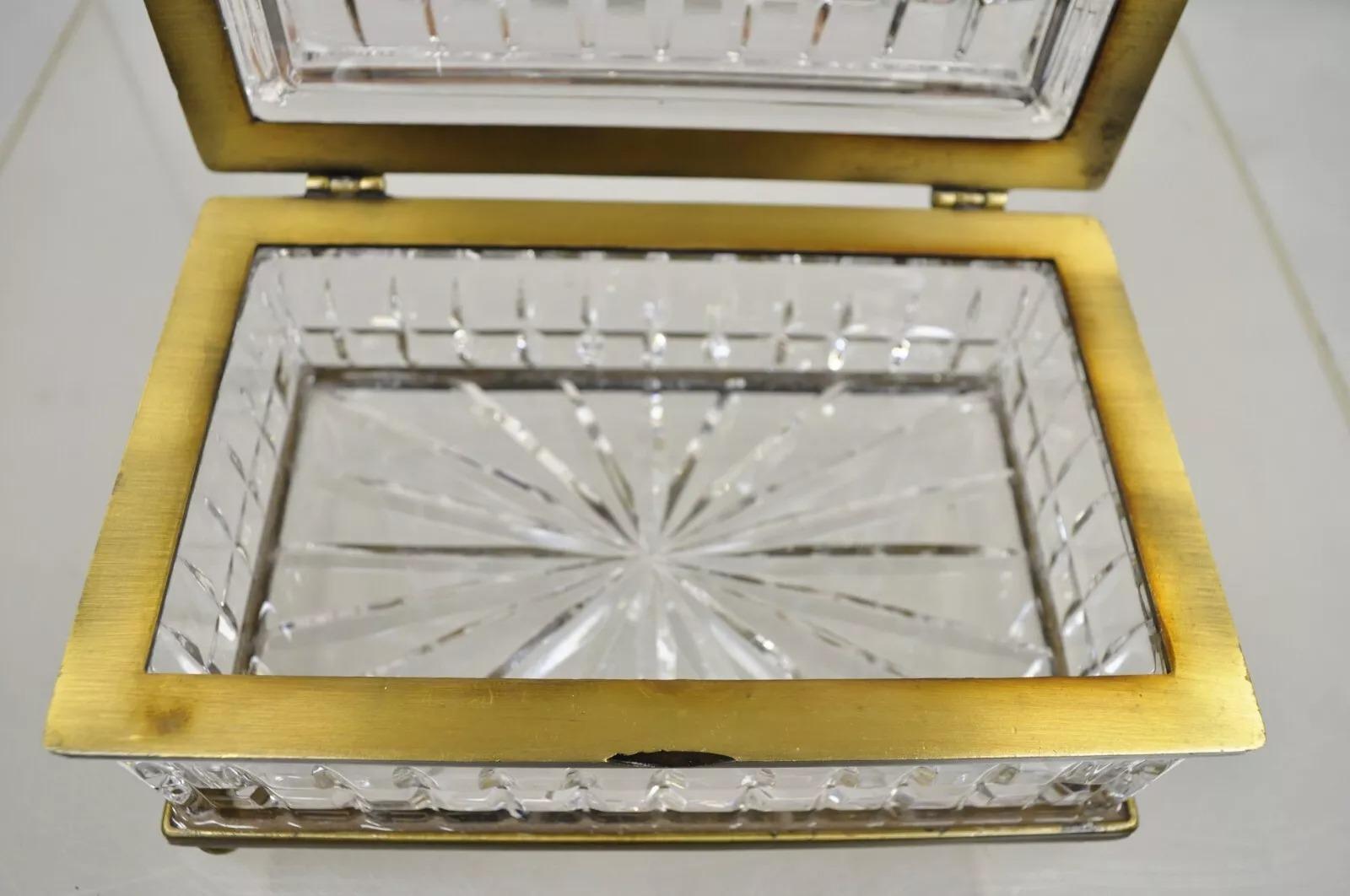 Antique French Crystal Lead Glass Bronze Mounted Vanity Jewelry Box Casket For Sale 4