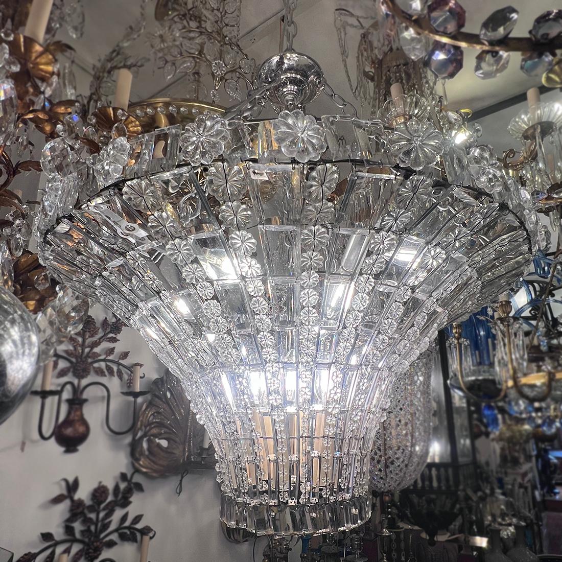 Apparecchio di illuminazione in cristallo francese antico in vendita 3