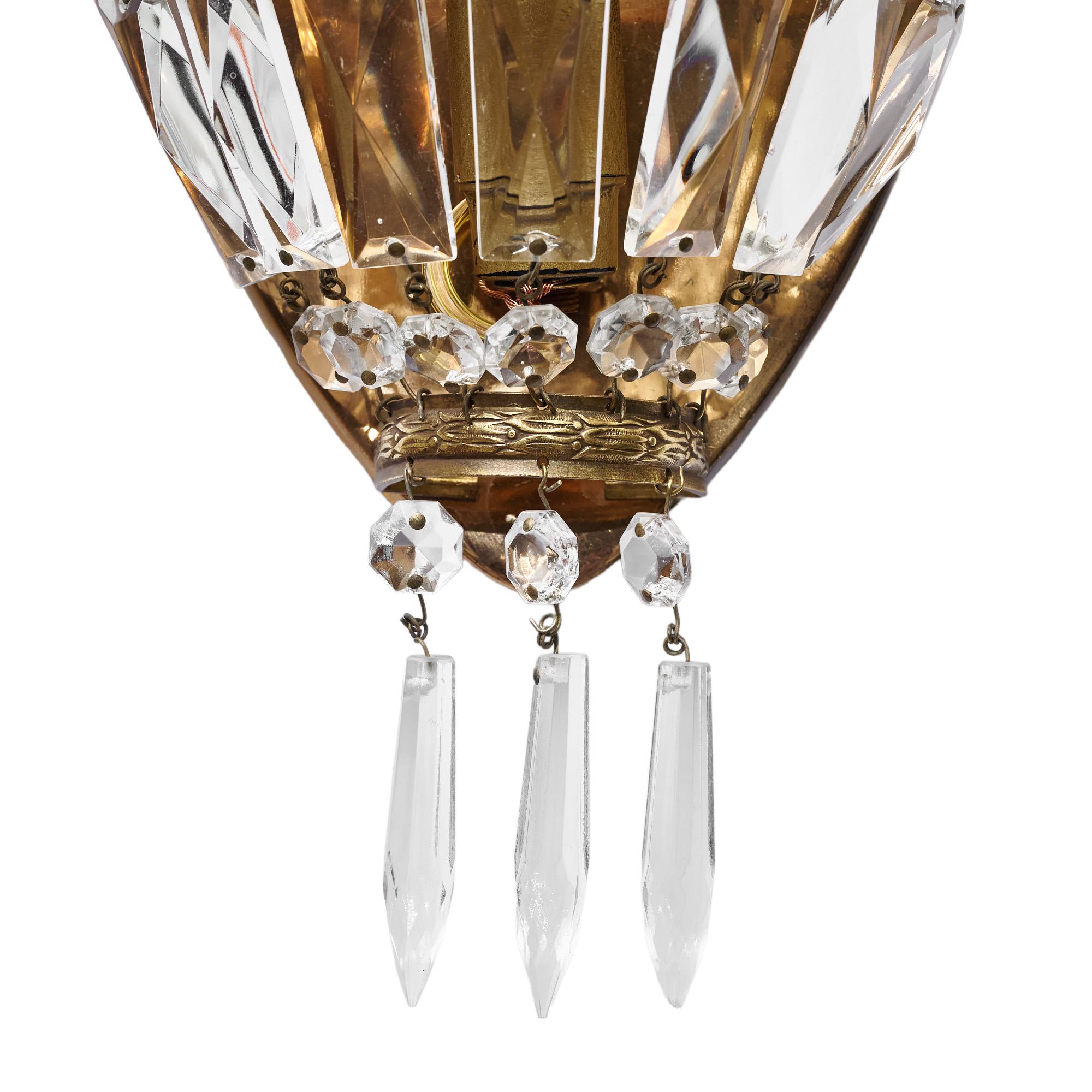 Antique French Crystal Sconces (Französisch) im Angebot