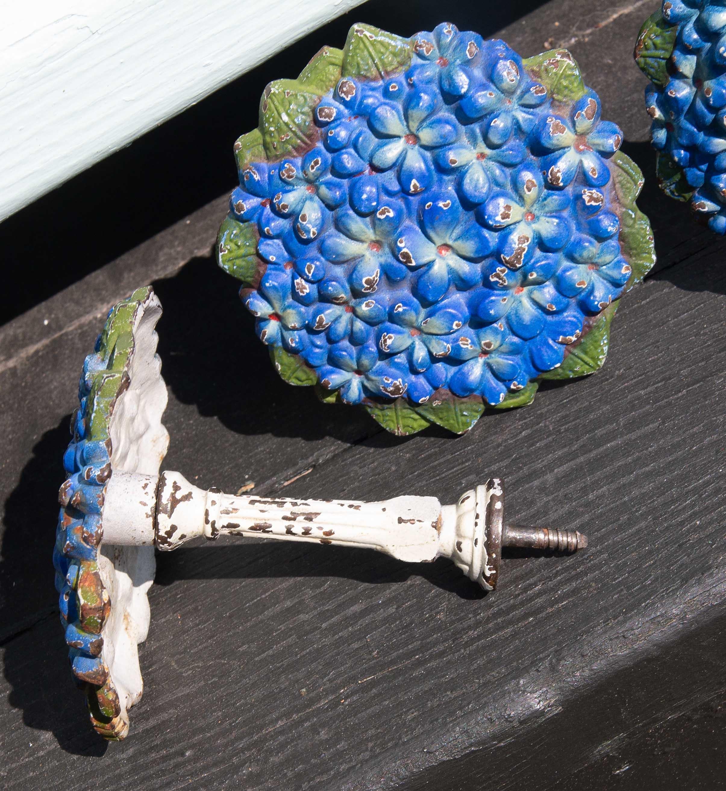 Antique French Curtain Tie Backs Enameled Cast Iron  In Good Condition For Sale In Rochester, NY