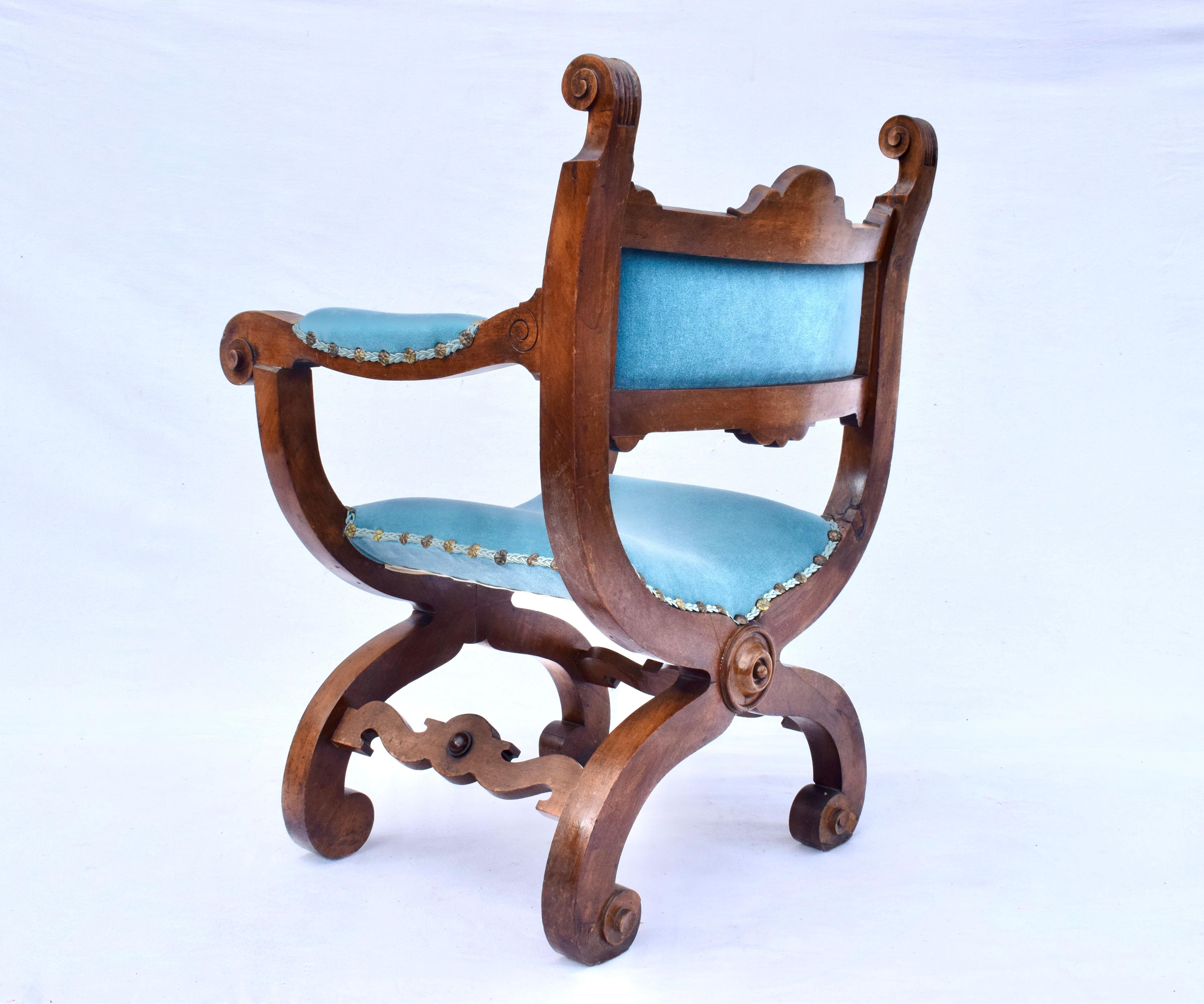 Antique French Curule Thronsessel aus Mohair (19. Jahrhundert) im Angebot