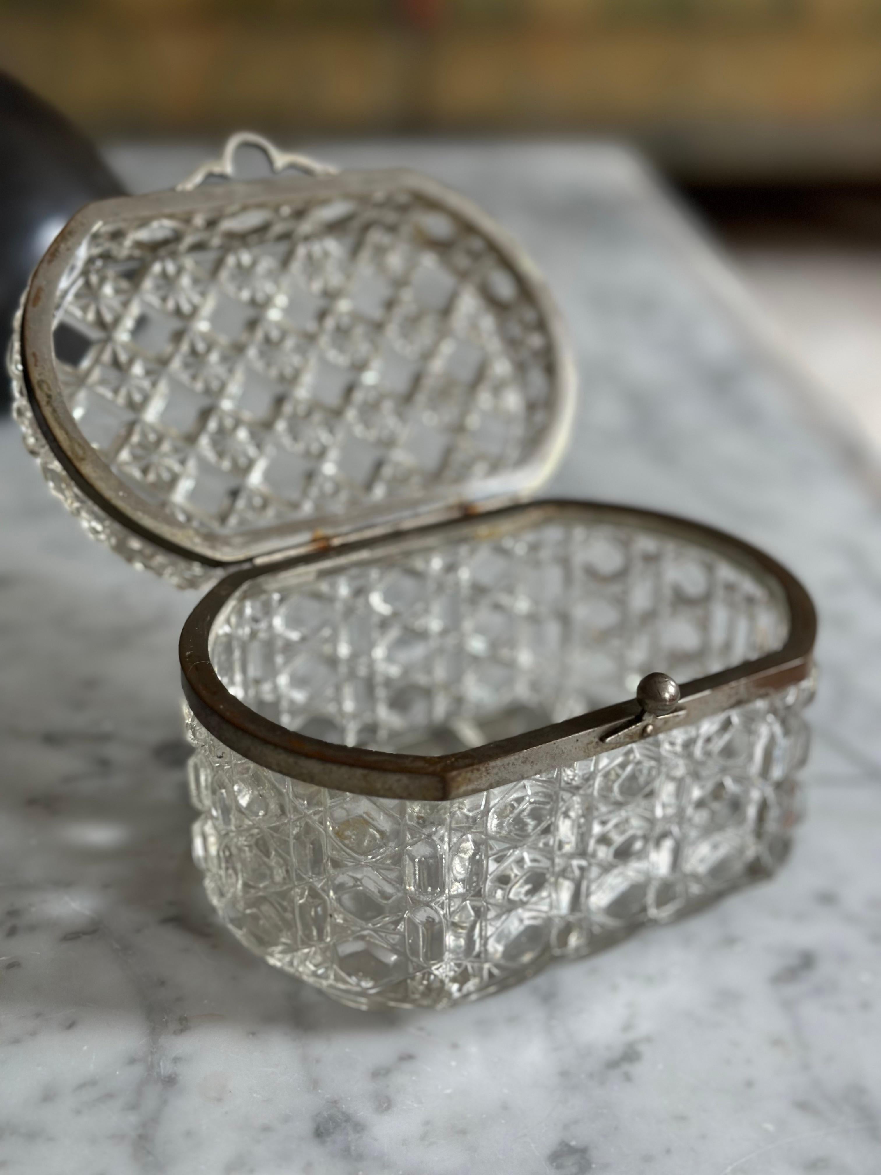 French pressed Glass  Jewelry Box, Vanity Box, or Candy Dish 2