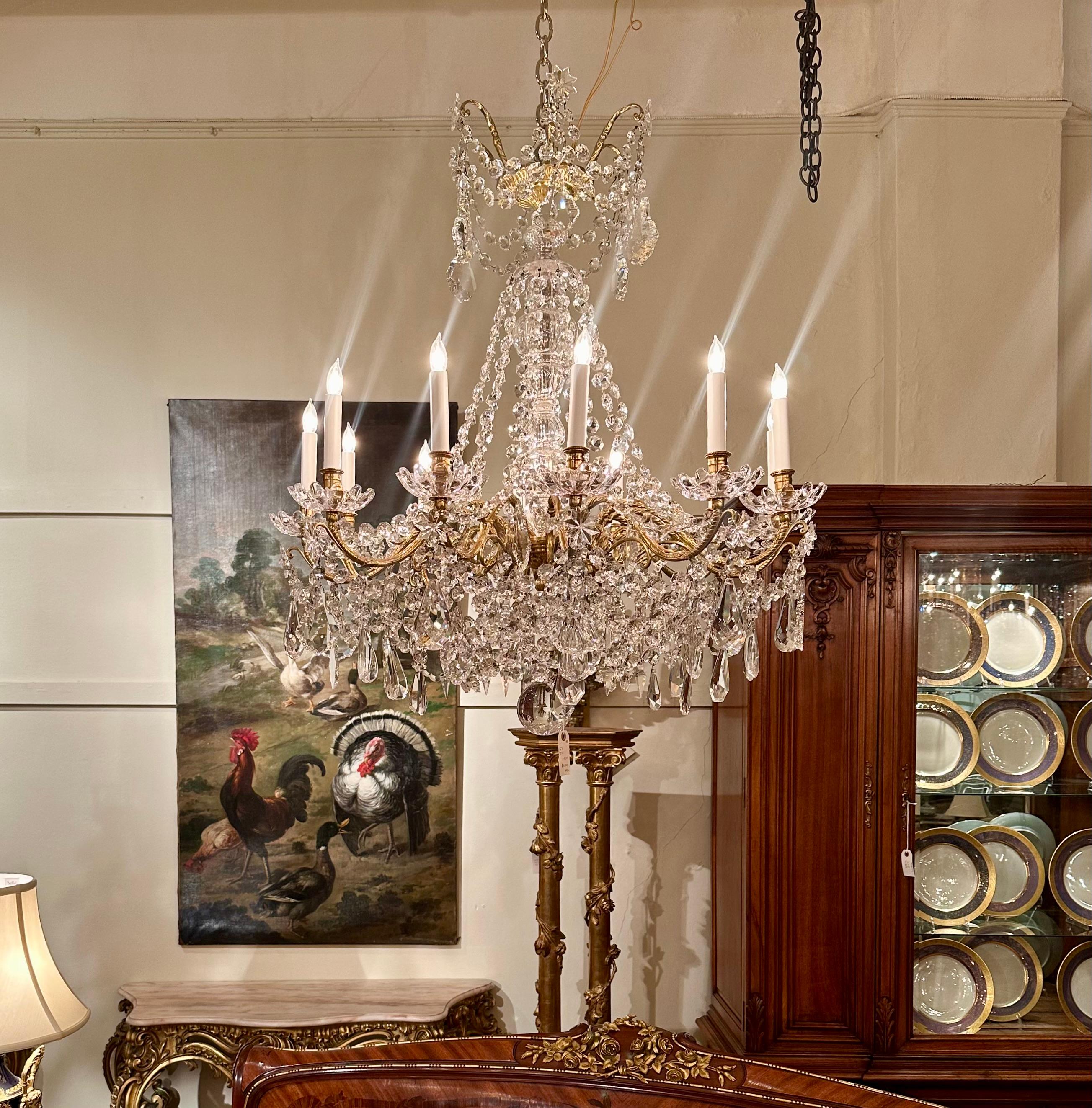 Antique French Cut Crystal and Gold Bronze 12-Light Chandelier, Circa 1890. For Sale 4