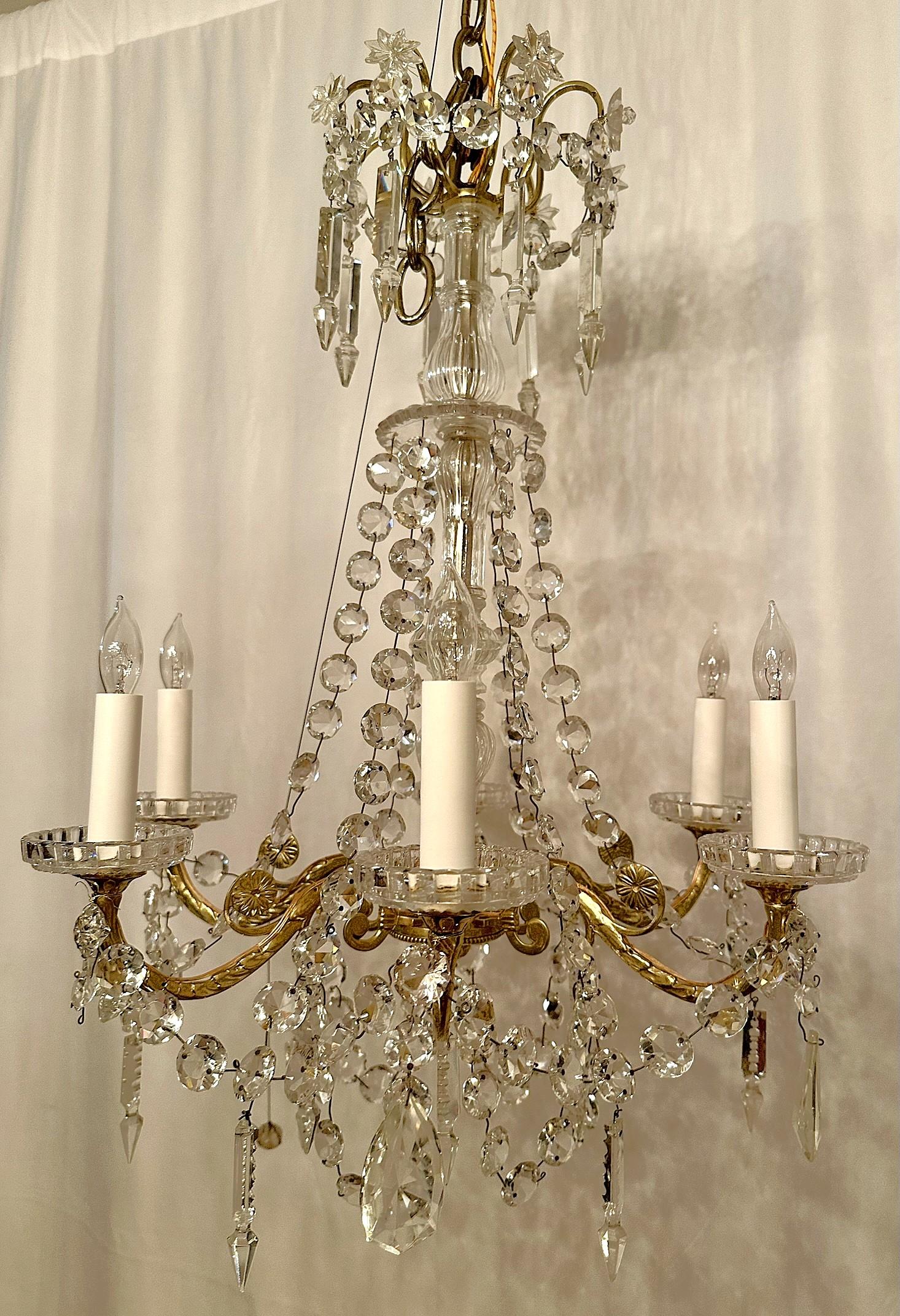 Lustre ancien en cristal taillé et bronze doré, Circa 1890. Bon état - En vente à New Orleans, LA