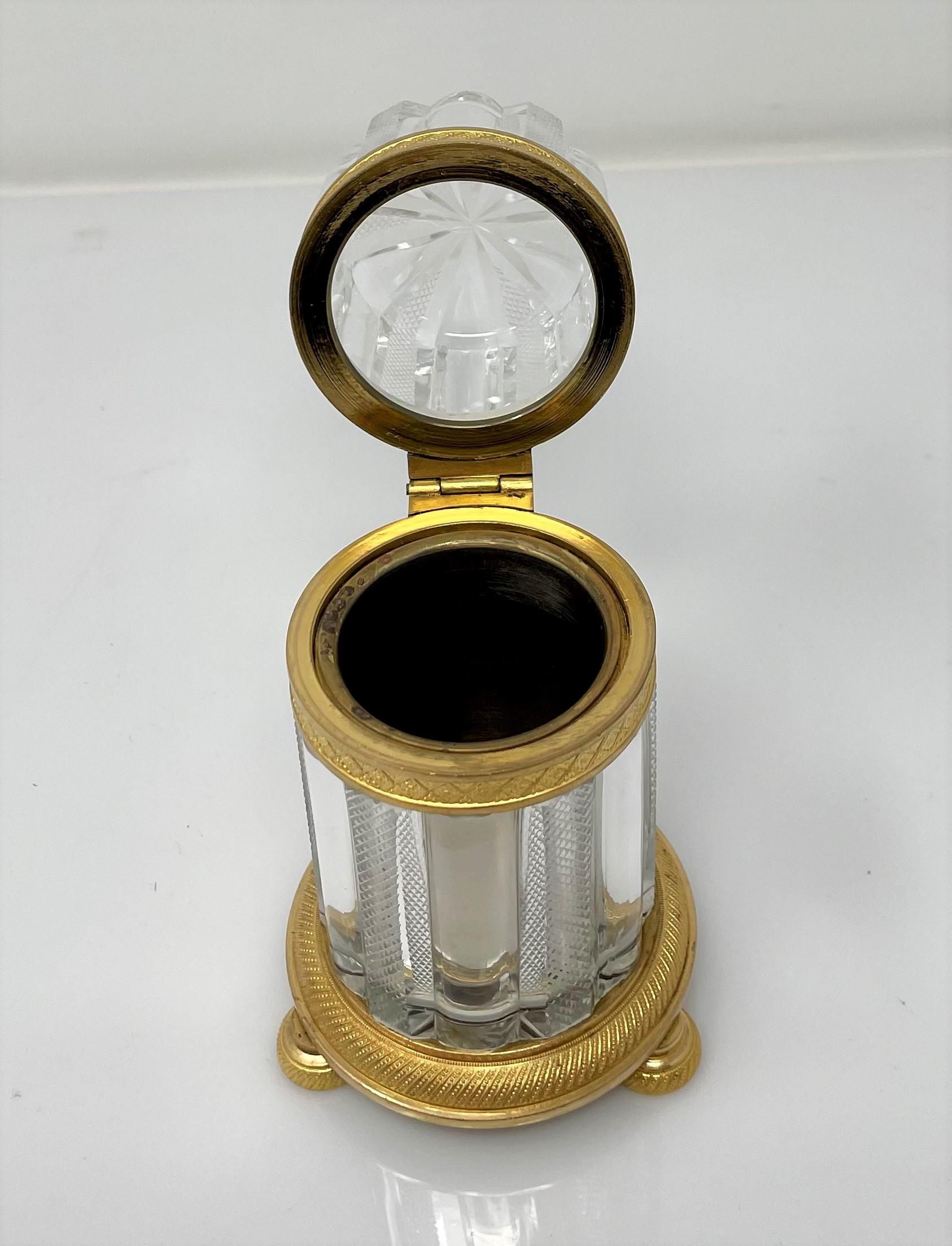 Antique French Cut Crystal Cylindrical Box with Bronze D'ore Mounts, Circa 1890 In Good Condition In New Orleans, LA
