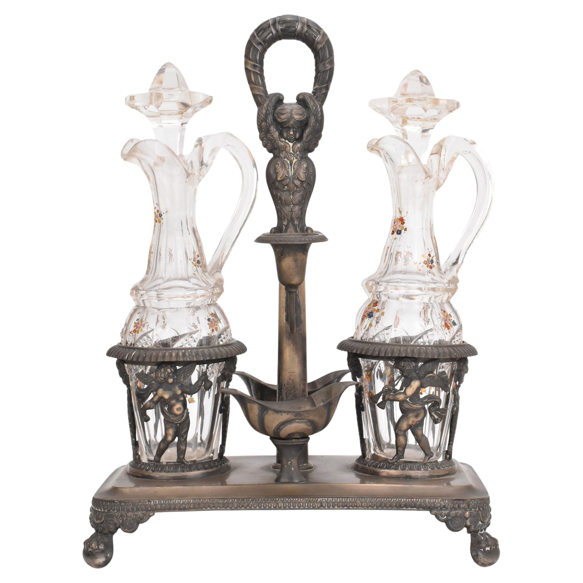 Ensemble français ancien de cruches à l'huile et au verre taillé et en métal, 19ème siècle