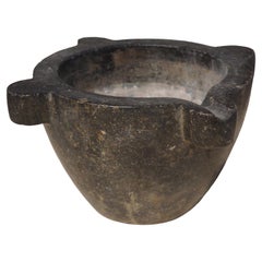 Antiker französischer Mortar aus dunklem Holzkohle-Marmor, um 1850