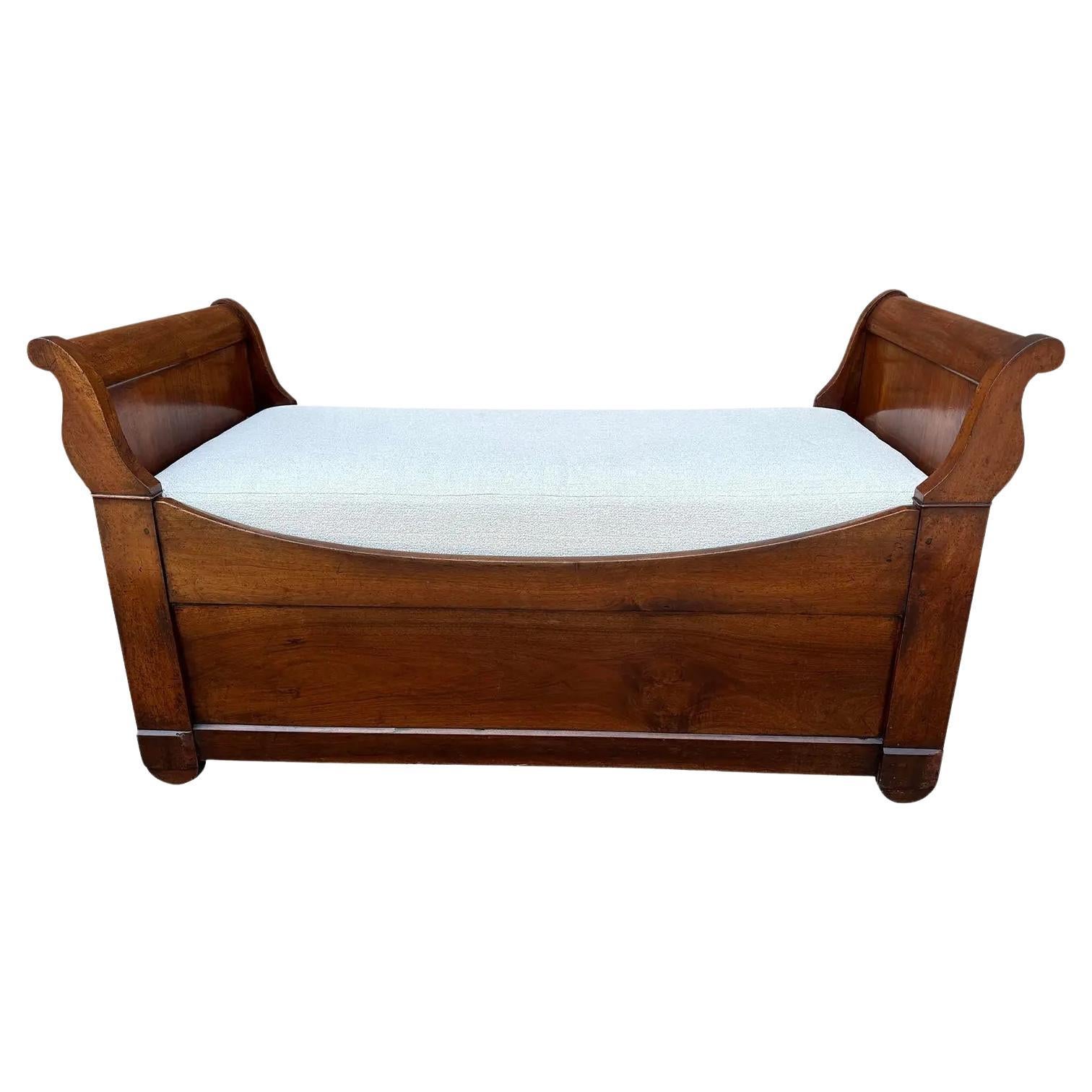 Antique French Day Bed For Sale