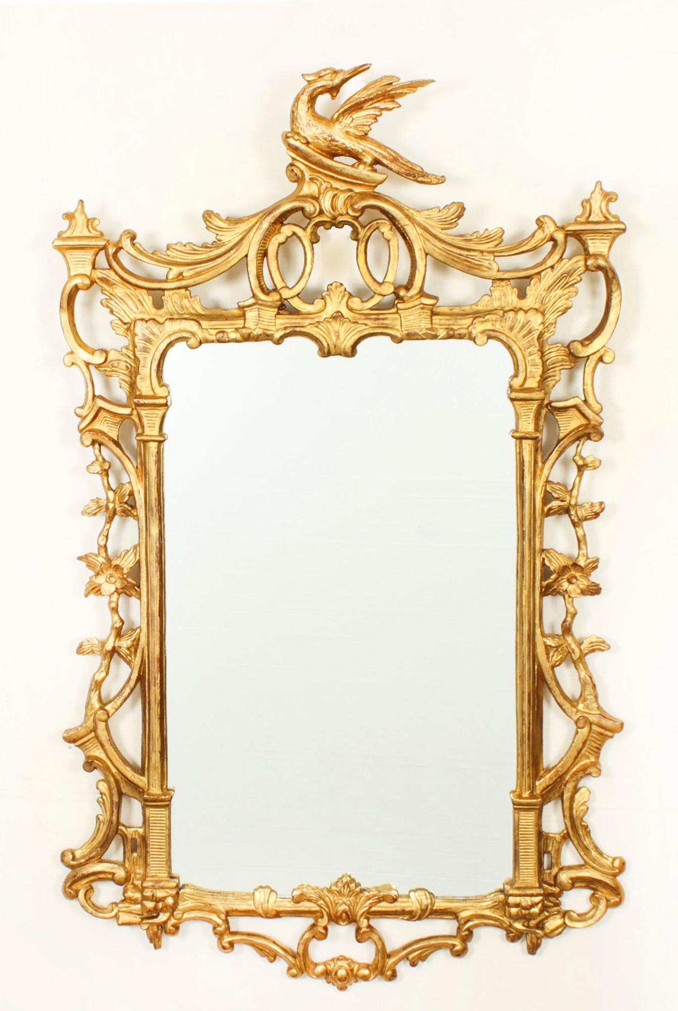 Fin du XIXe siècle Antique miroir décoratif français en bois doré 19ème siècle 127 x 77 cm en vente
